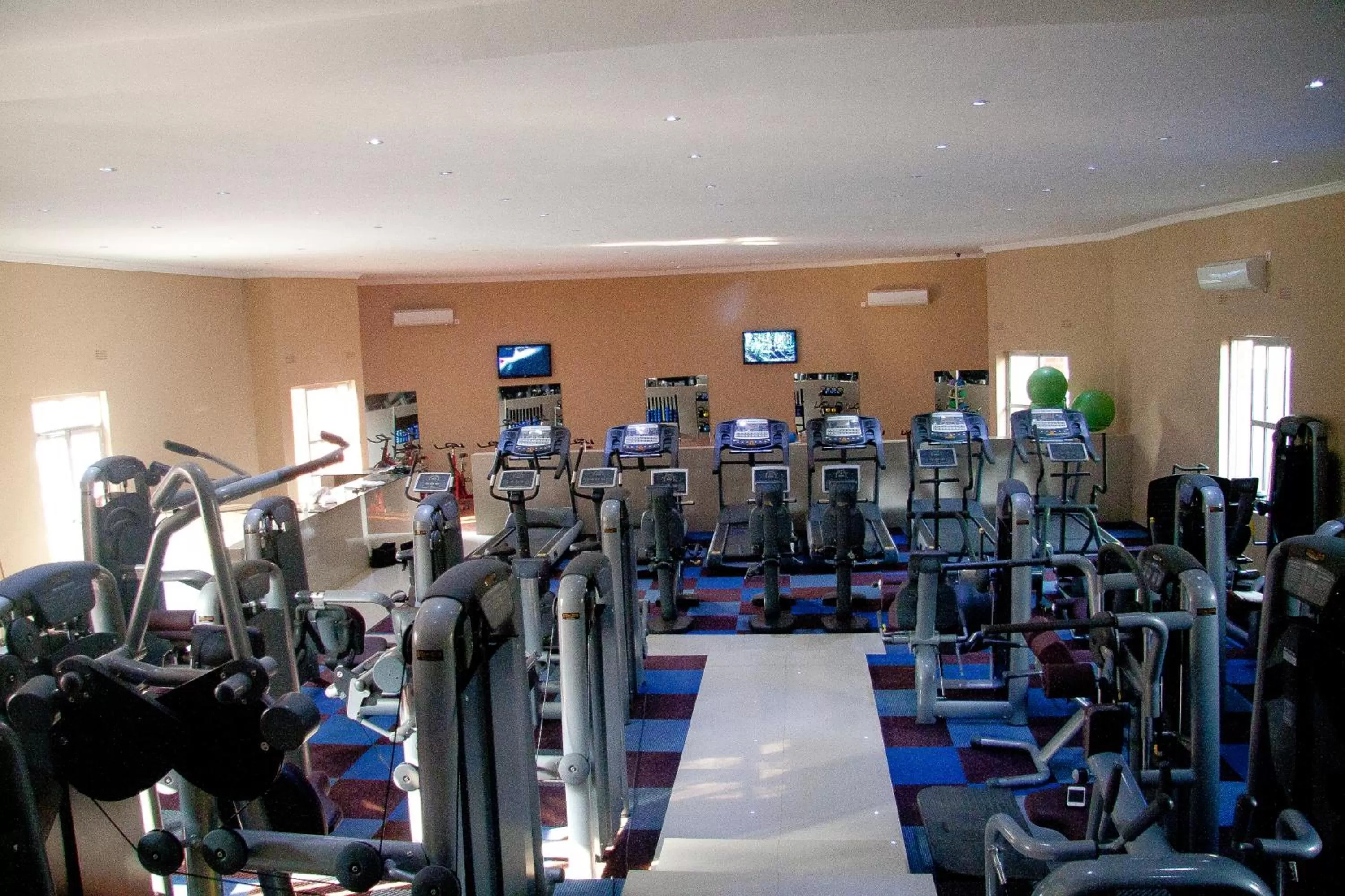 Fitness centre/facilities in Mika Hotel Kabulonga