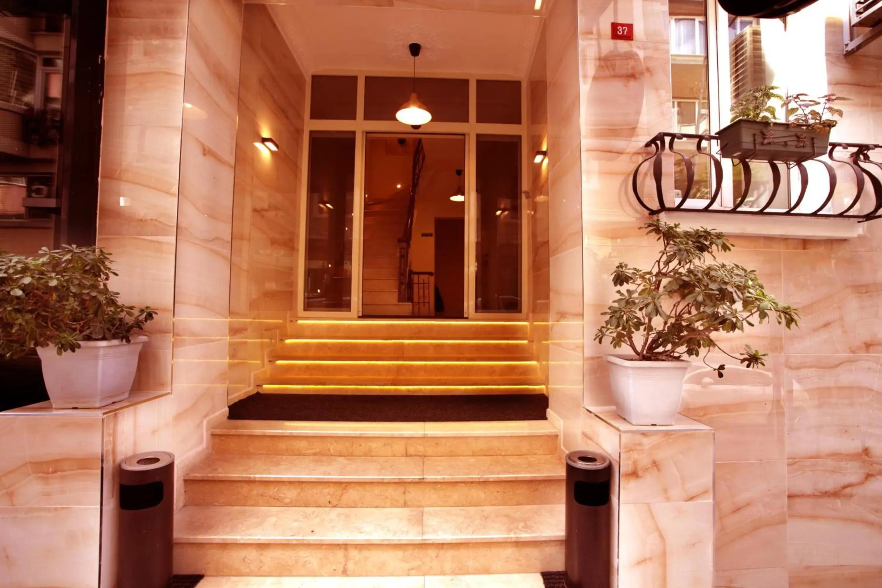 Facade/entrance in Molton Sisli MLS Hotel