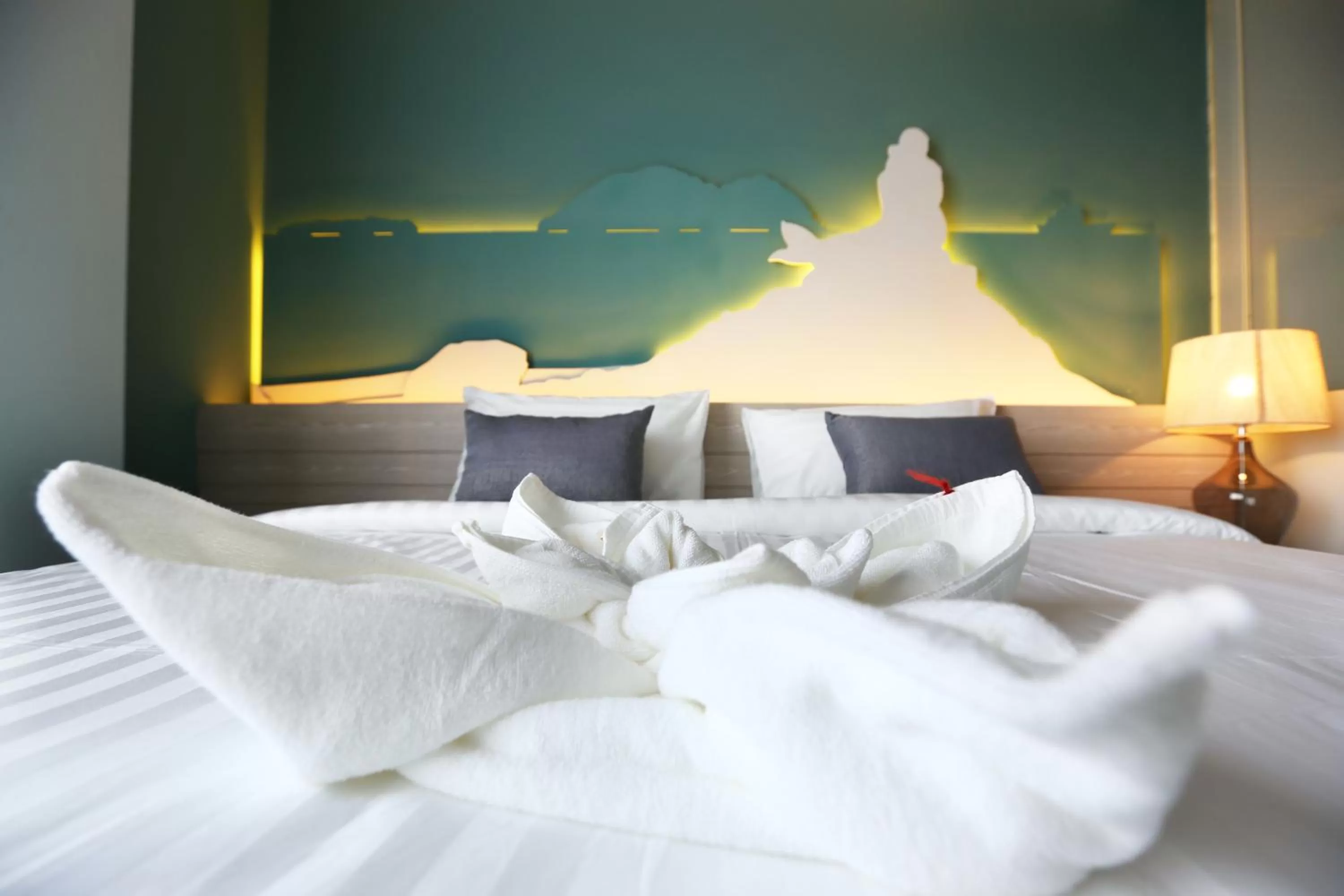 Bedroom, Bed in Hatyai Signature Hotel