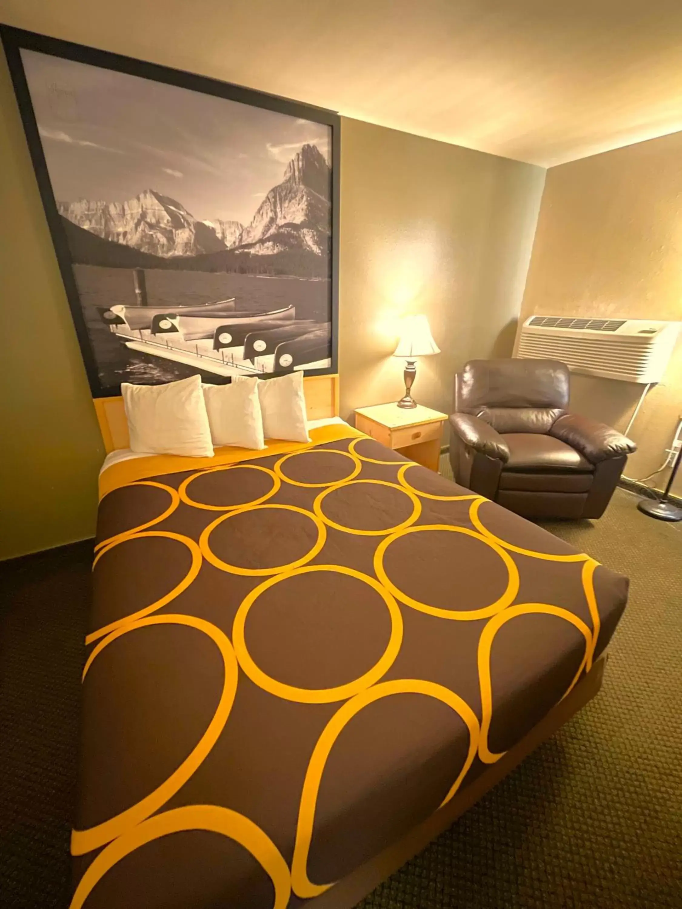 Bedroom, Bed in Super 8 by Wyndham Moscow - Pullman