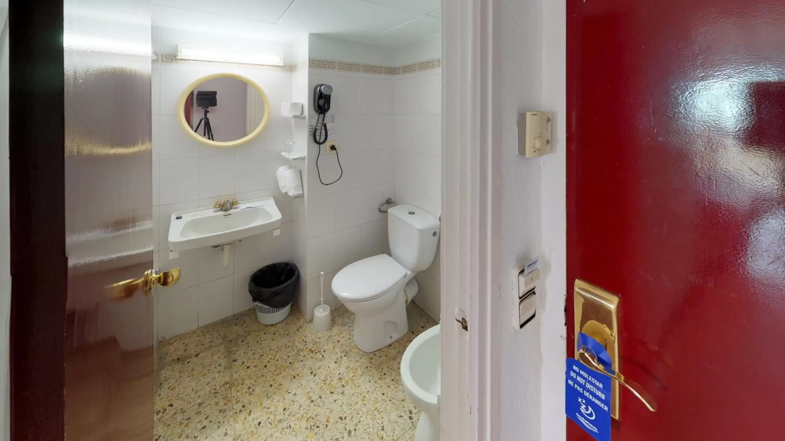 Bathroom in Hotel Samba