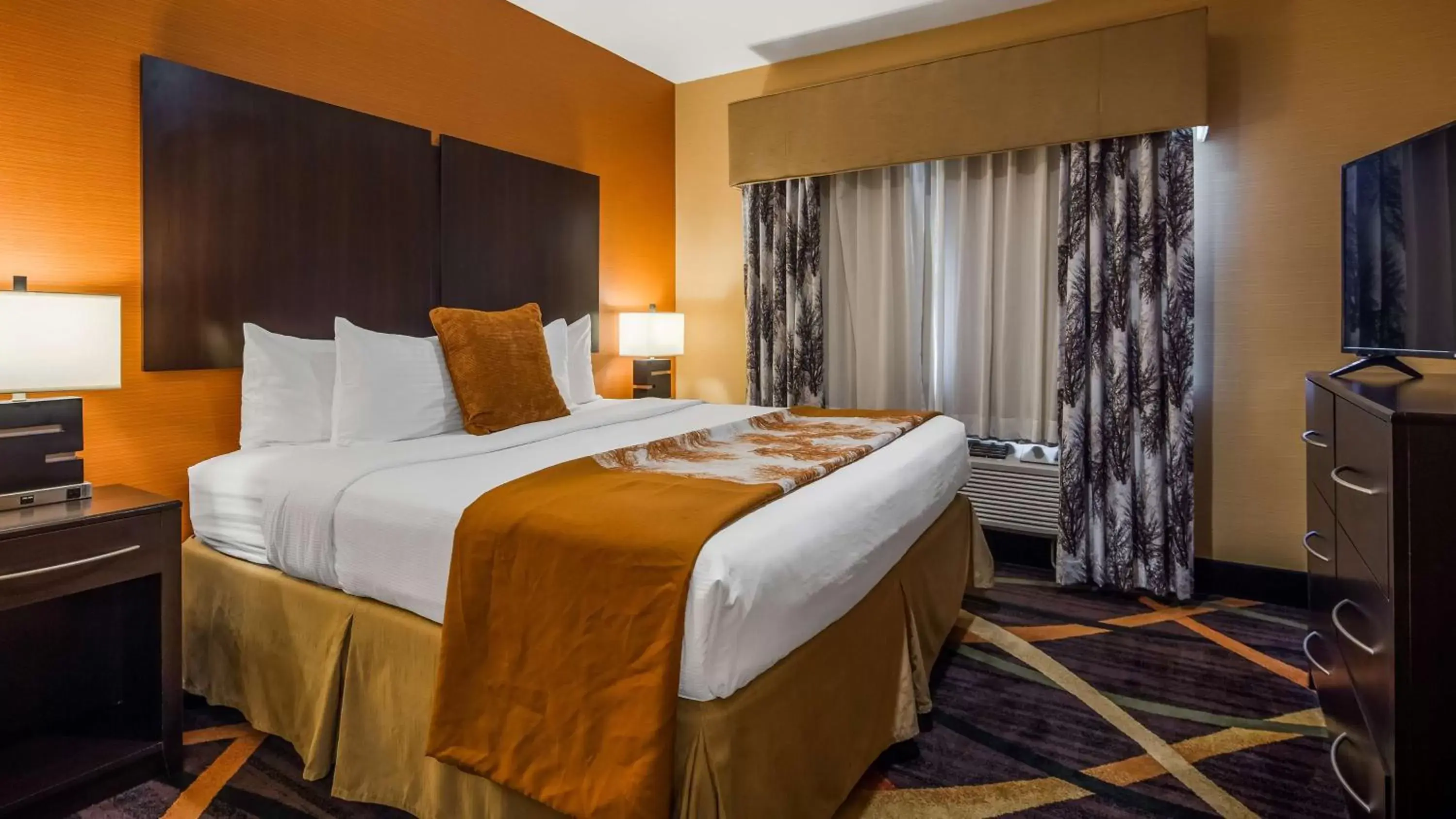 King Suite - Non-Smoking in Best Western Plus Whitewater Inn King Suite - Non-Smoking in Best Western Plus Whitewater Inn