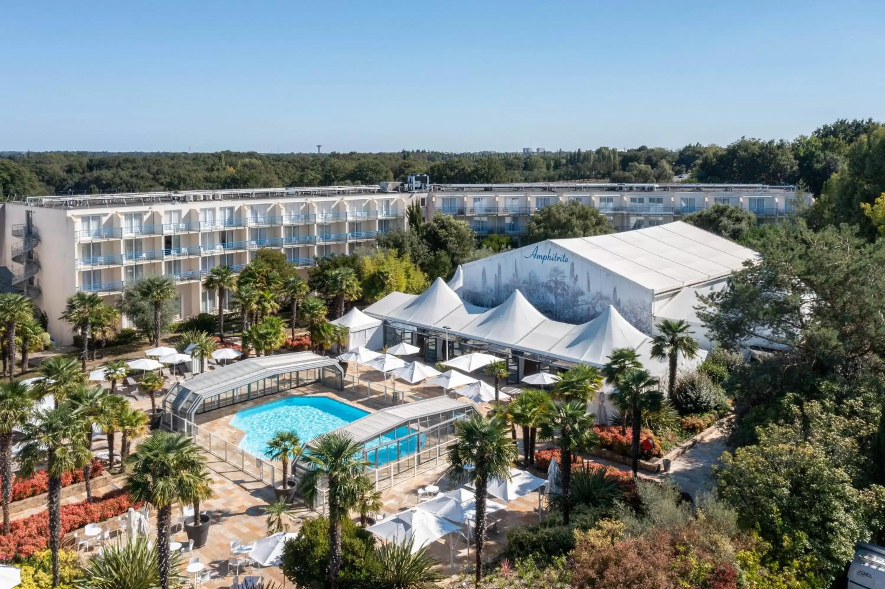 Bird's eye view, Pool View in Westotel Nantes Atlantique