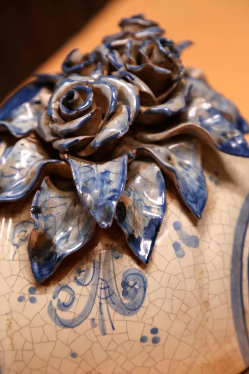 Decorative detail in Kimera