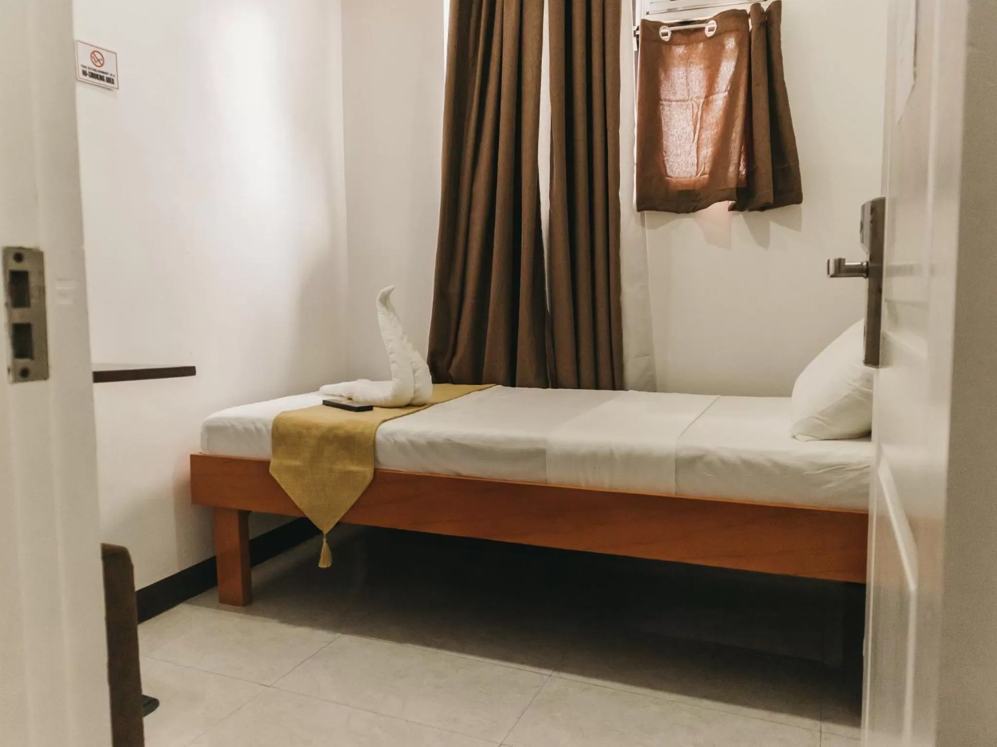 Bed in La Choeben Suites