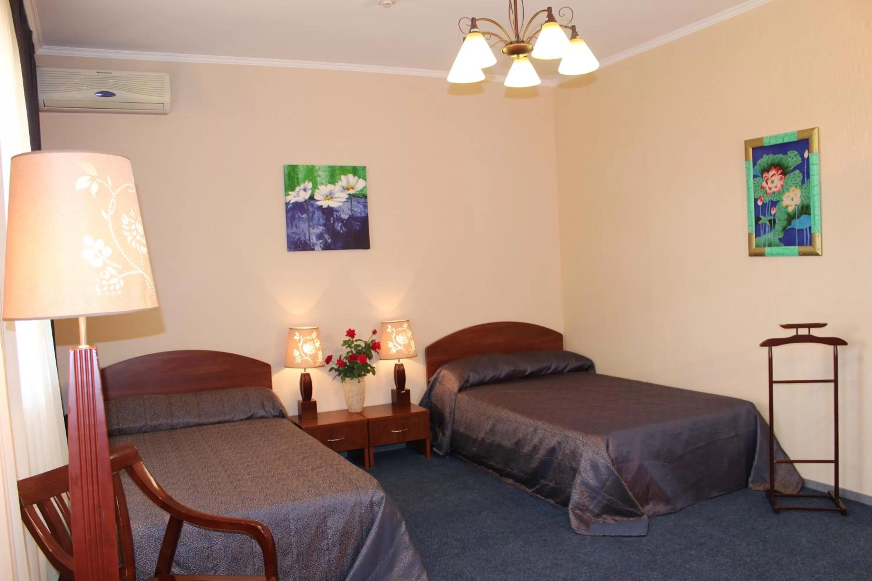 Photo of the whole room, Bed in Rahat Hotel