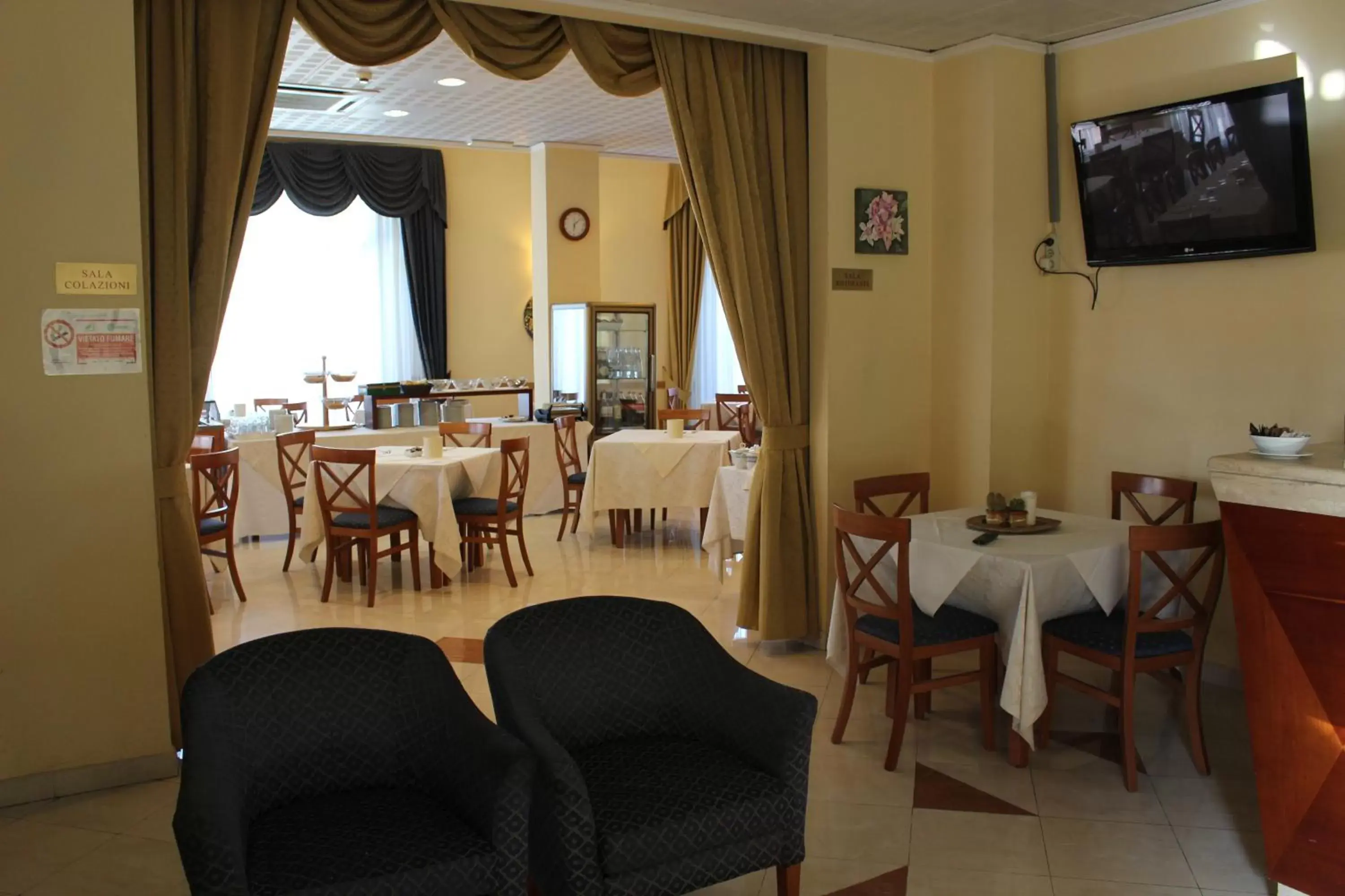 Lounge or bar, Restaurant/Places to Eat in Hotel Semifonte