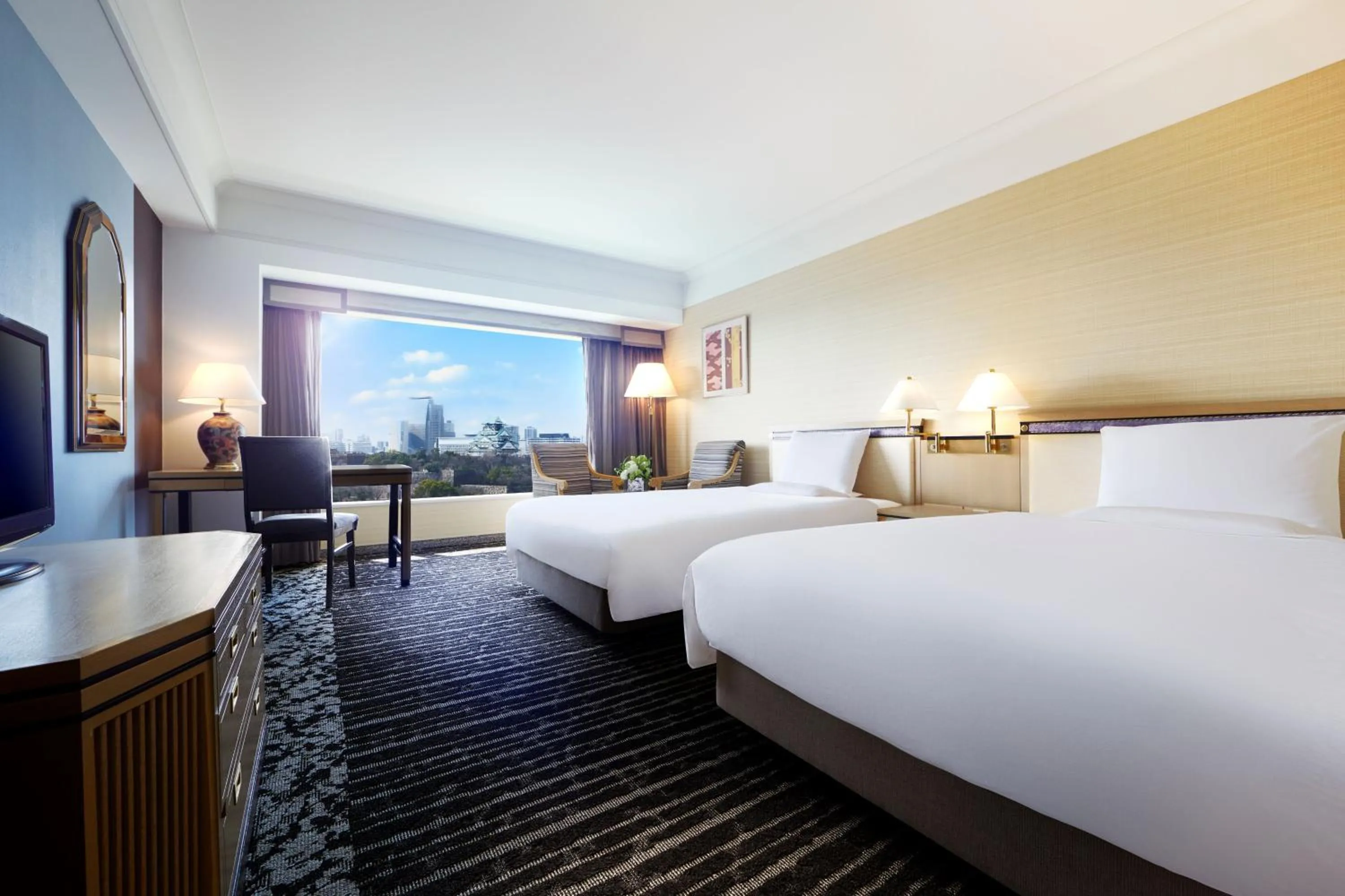 Bed in Hotel New Otani Osaka