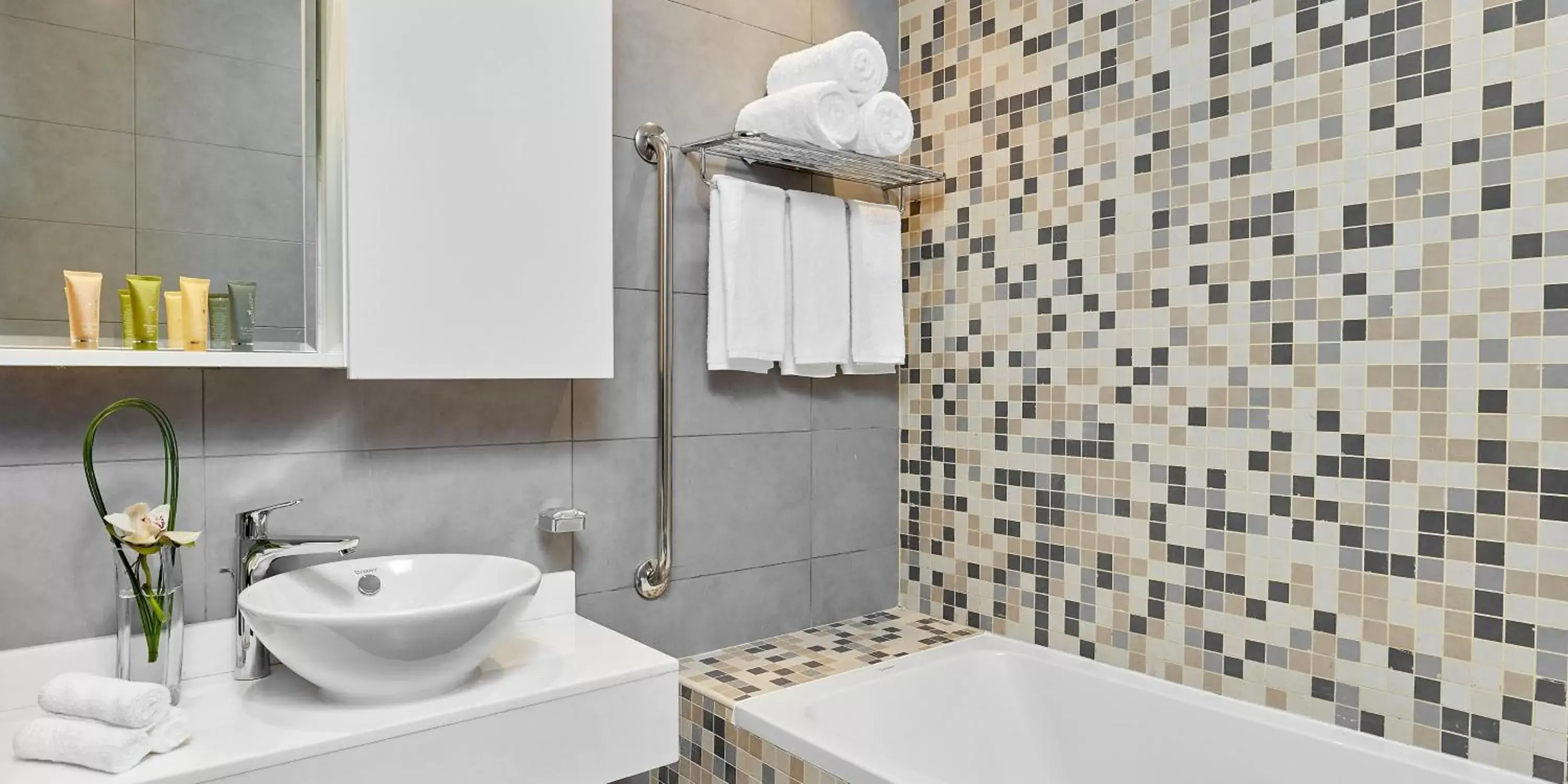 One-Bedroom Suite with City View in Staybridge Suites - Doha Lusail, an IHG Hotel One-Bedroom Suite with City View in Staybridge Suites - Doha Lusail, an IHG Hotel