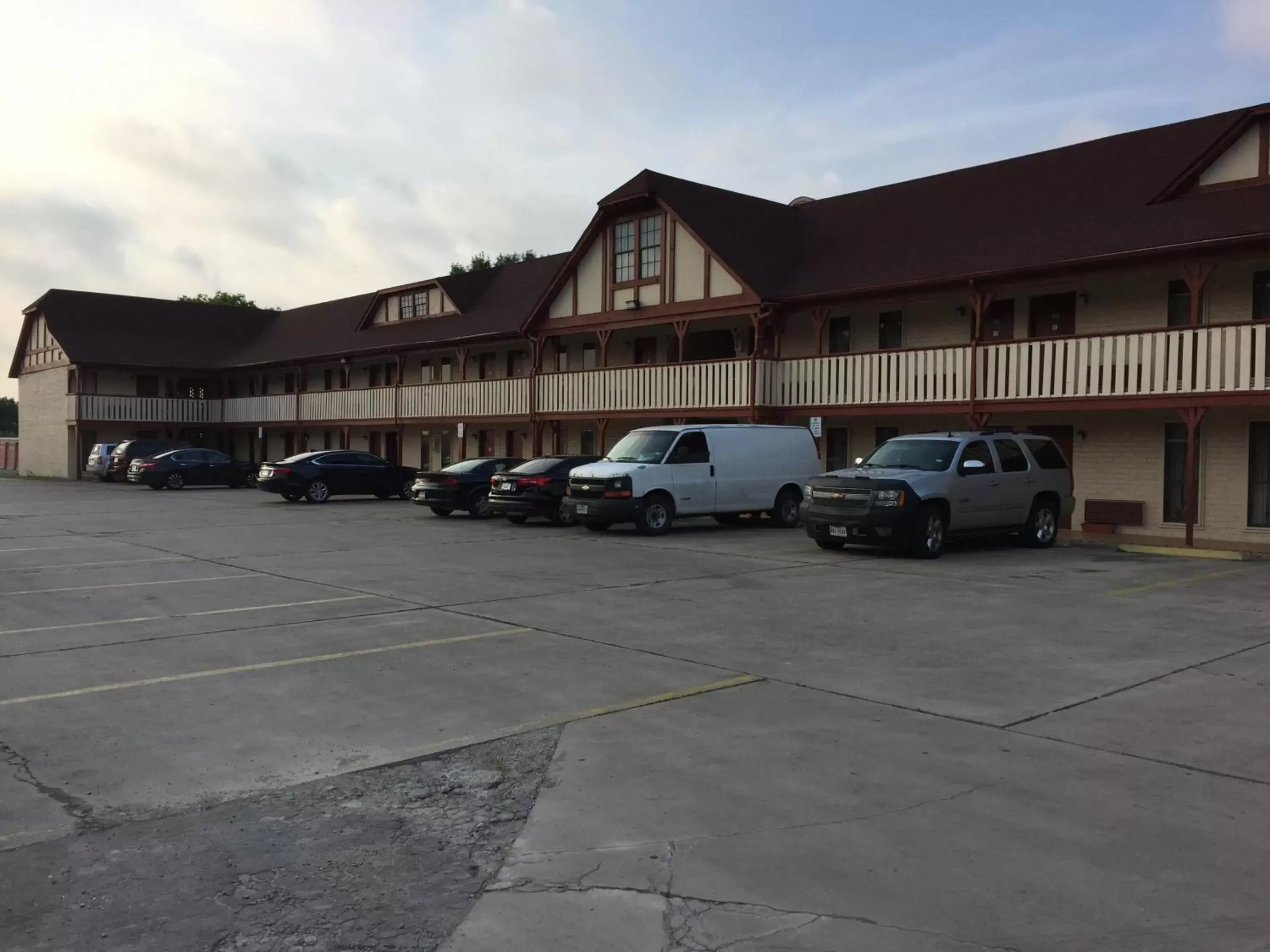 Property Building in Rittiman Inn and Suites