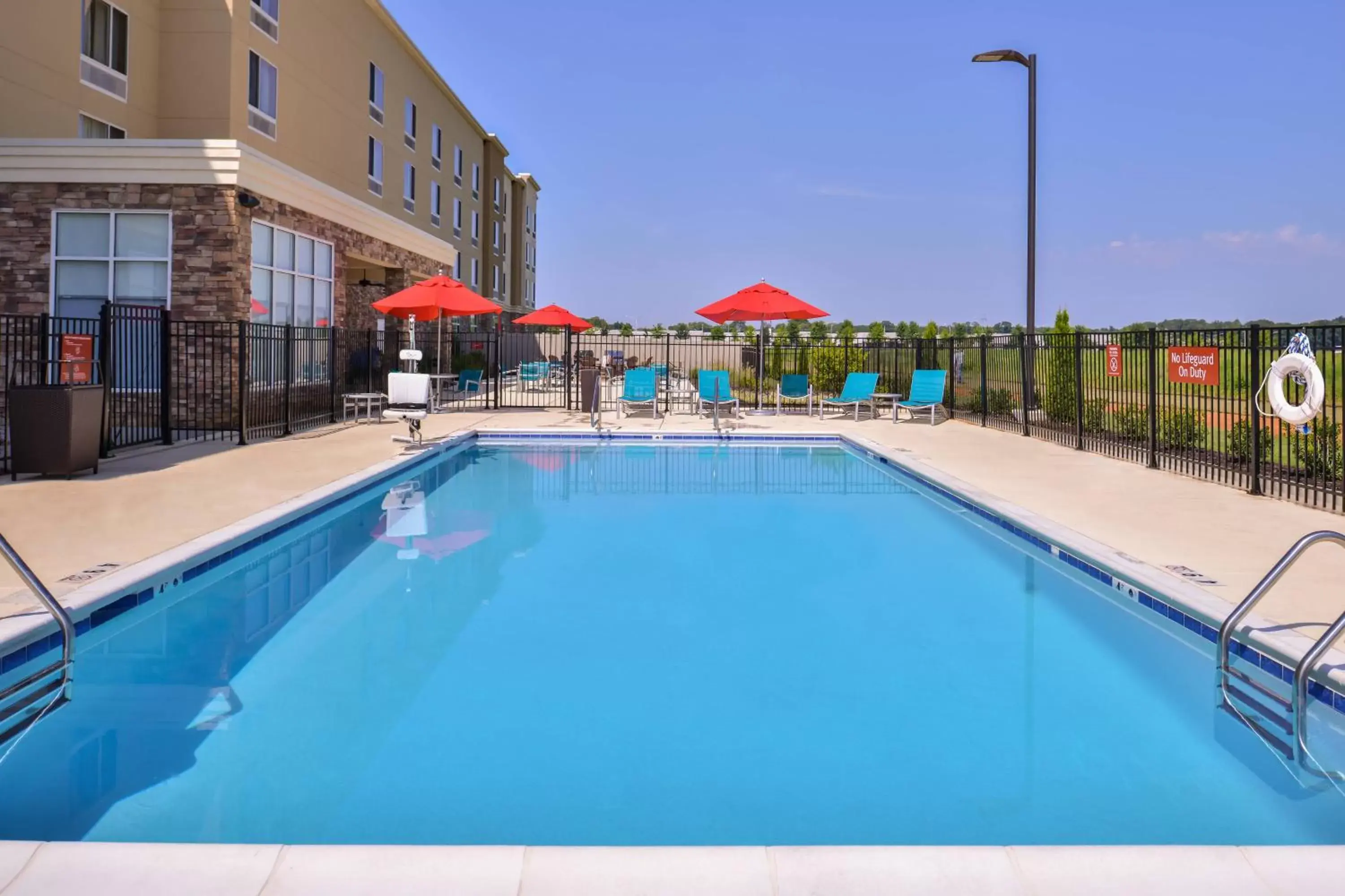 Swimming Pool in TownePlace Suites by Marriott Huntsville West/Redstone Gateway