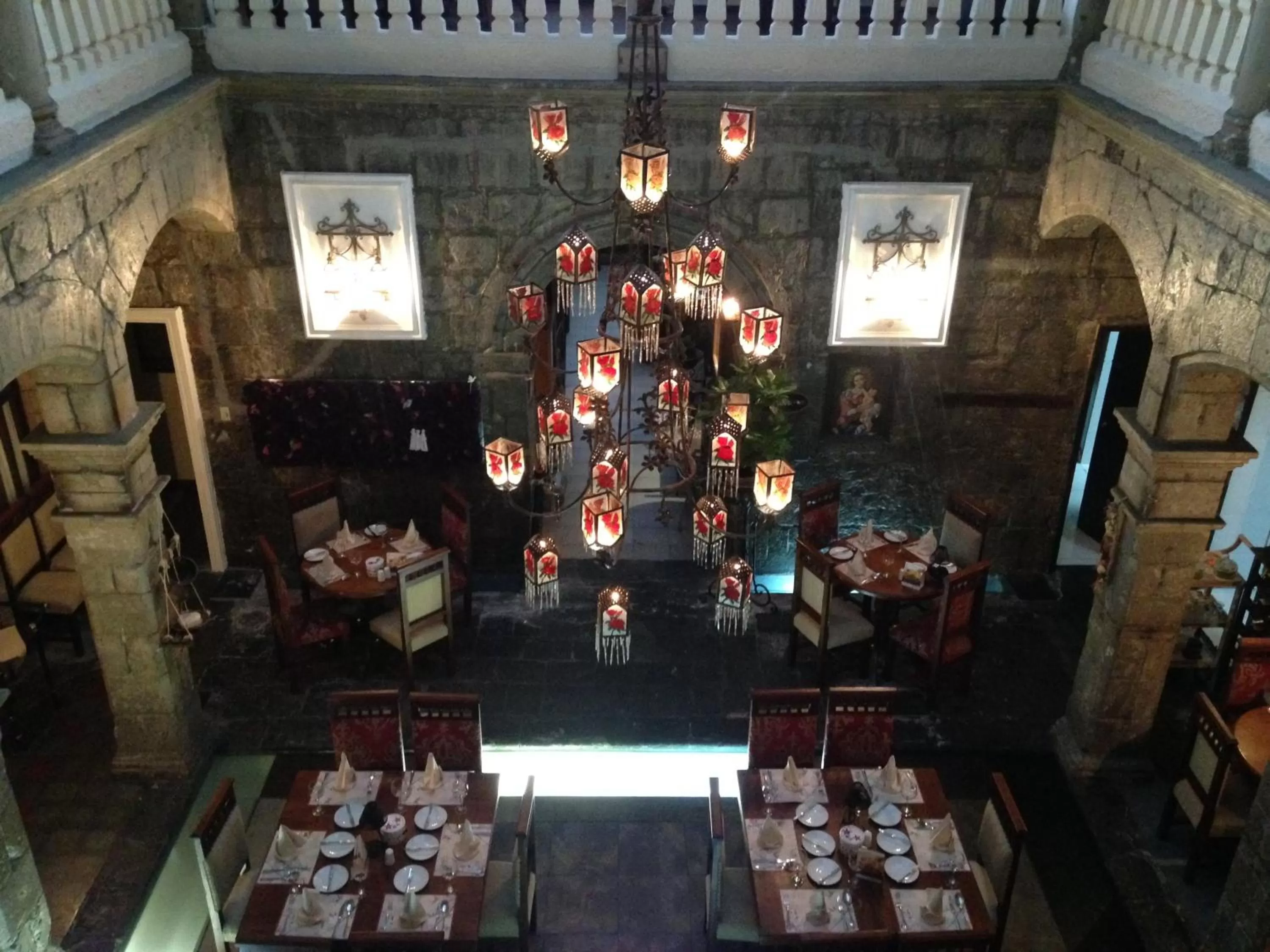 Restaurant/places to eat in Roka Plaza Hotel Boutique