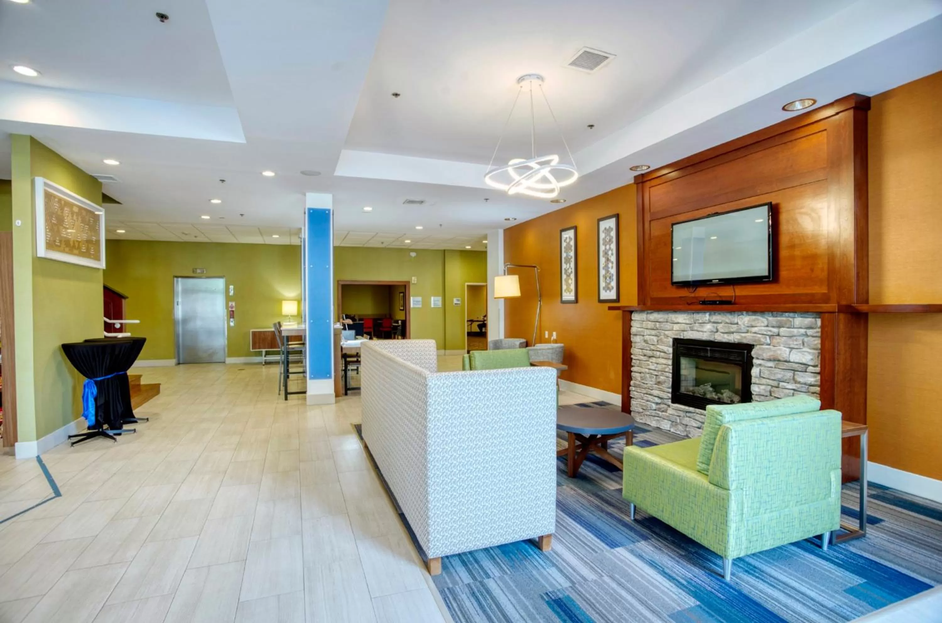 Property building in Holiday Inn Express La Plata by IHG