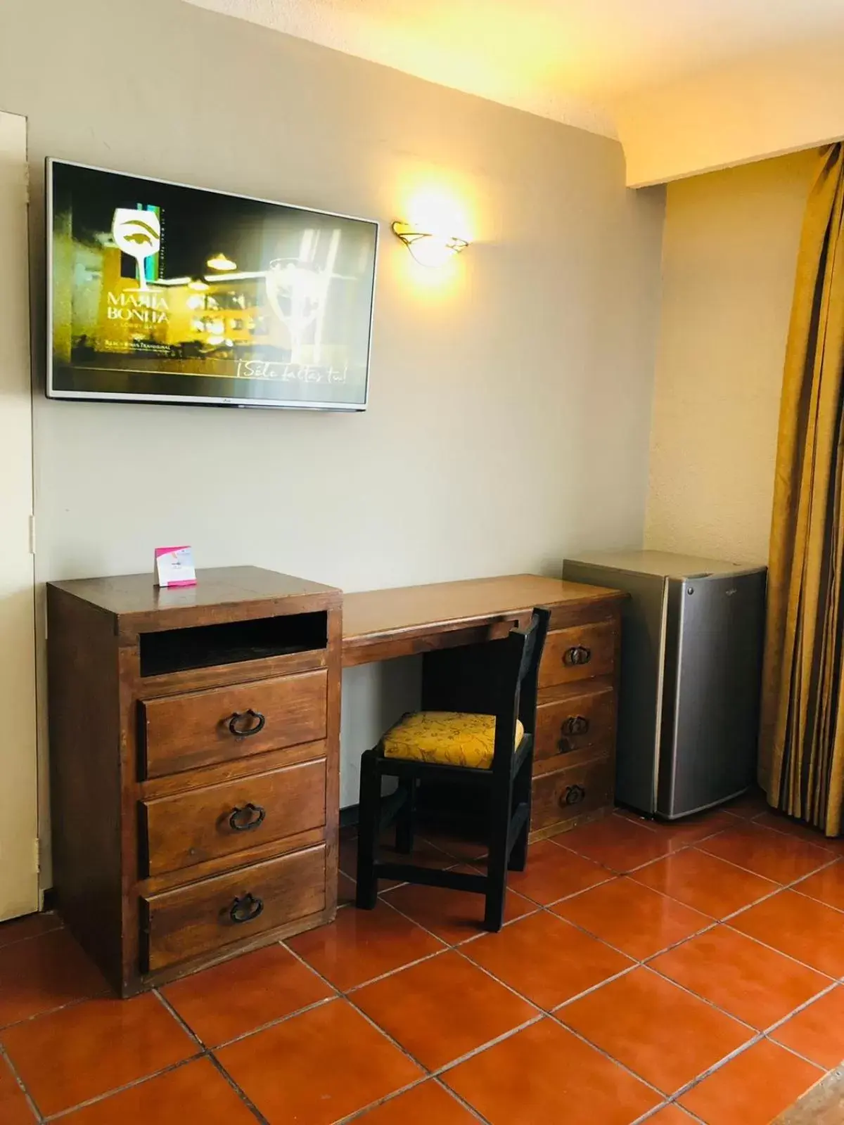 TV and multimedia, TV/Entertainment Center in Hotel Real de Minas Tradicional