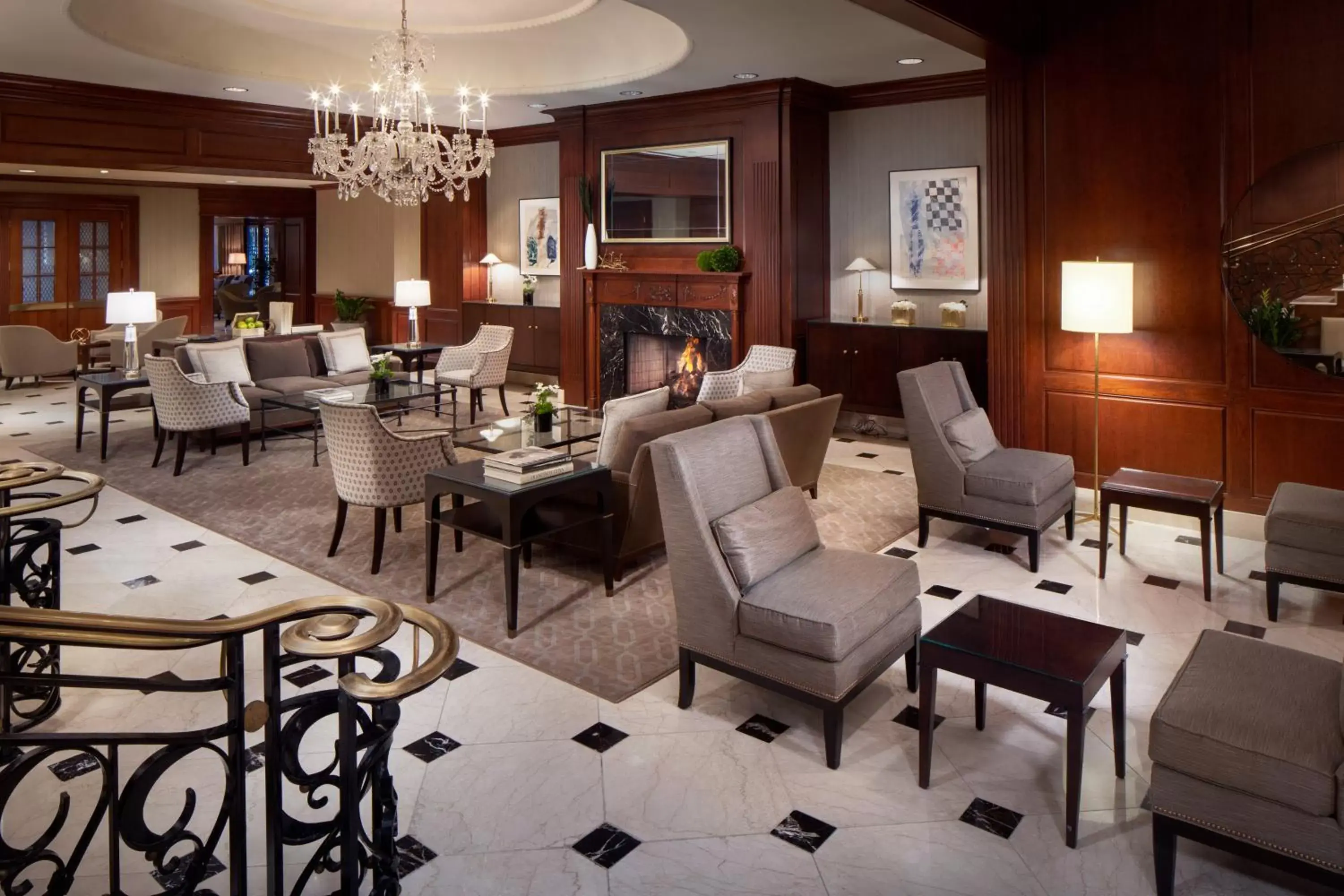 Lobby or reception, Lounge/Bar in The Townsend Hotel