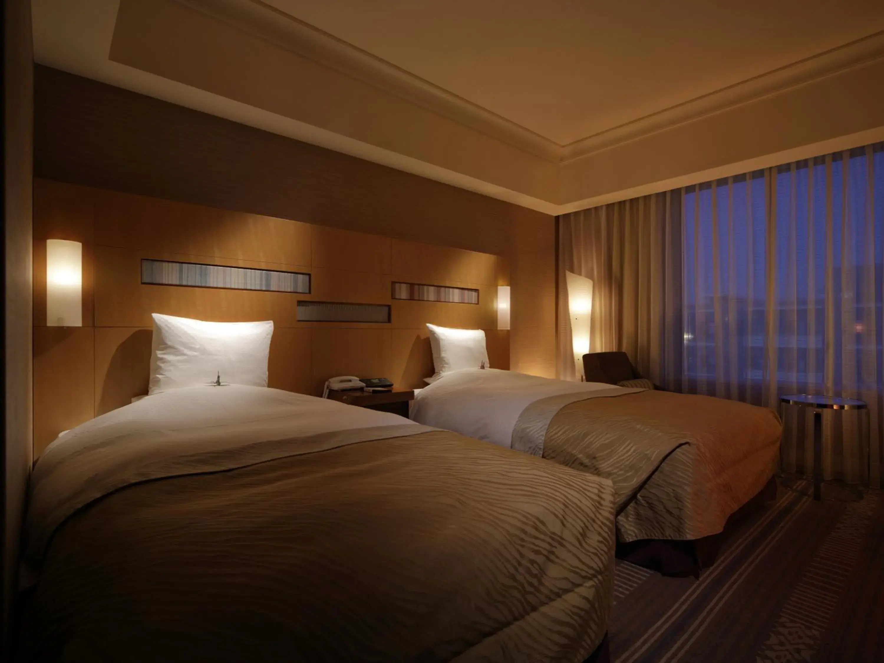 Photo of the whole room, Bed in Hotel Okura Fukuoka