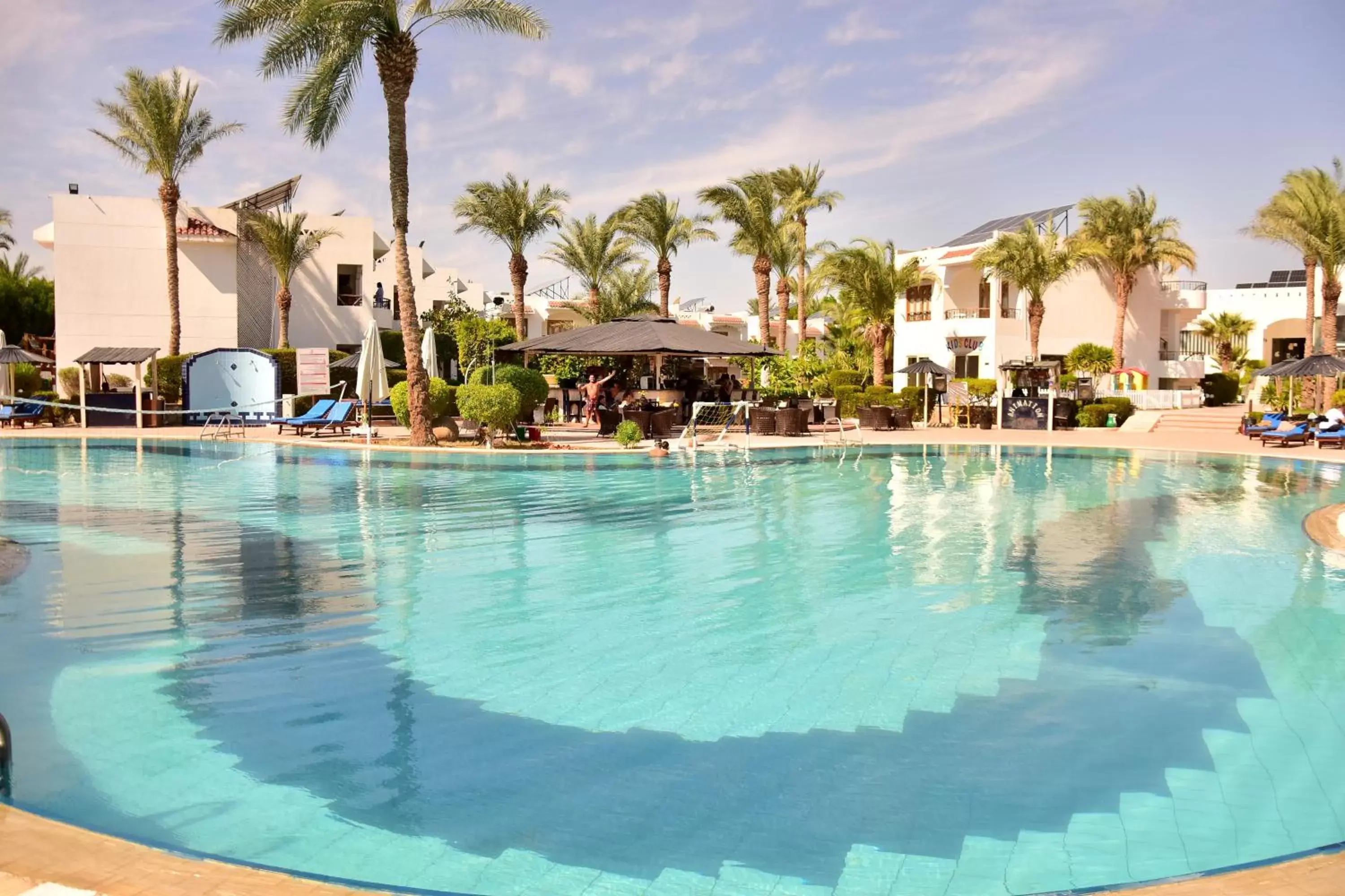 Swimming Pool in Dive Inn Resort