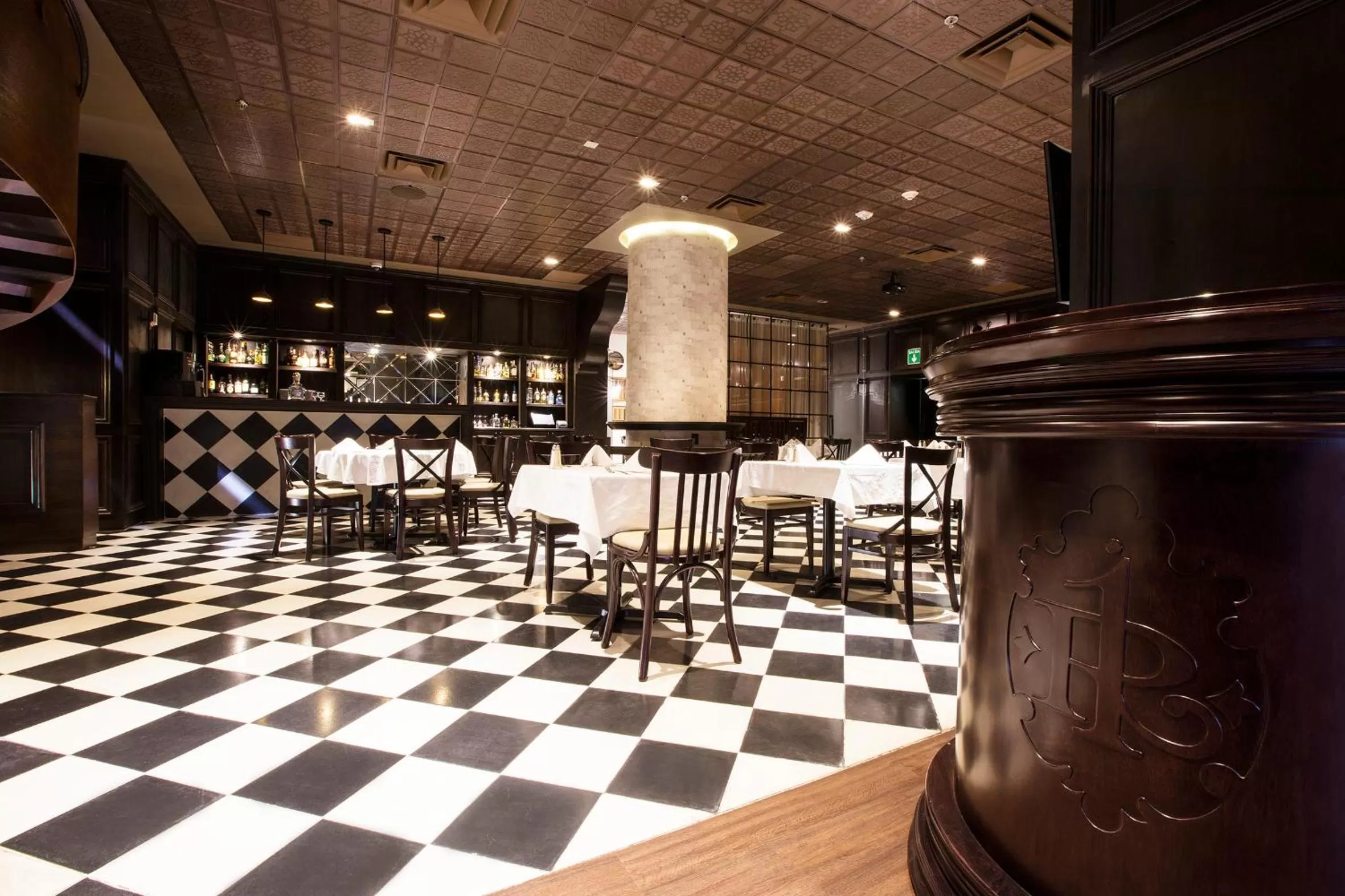 Restaurant/places to eat in Barcelo Guadalajara