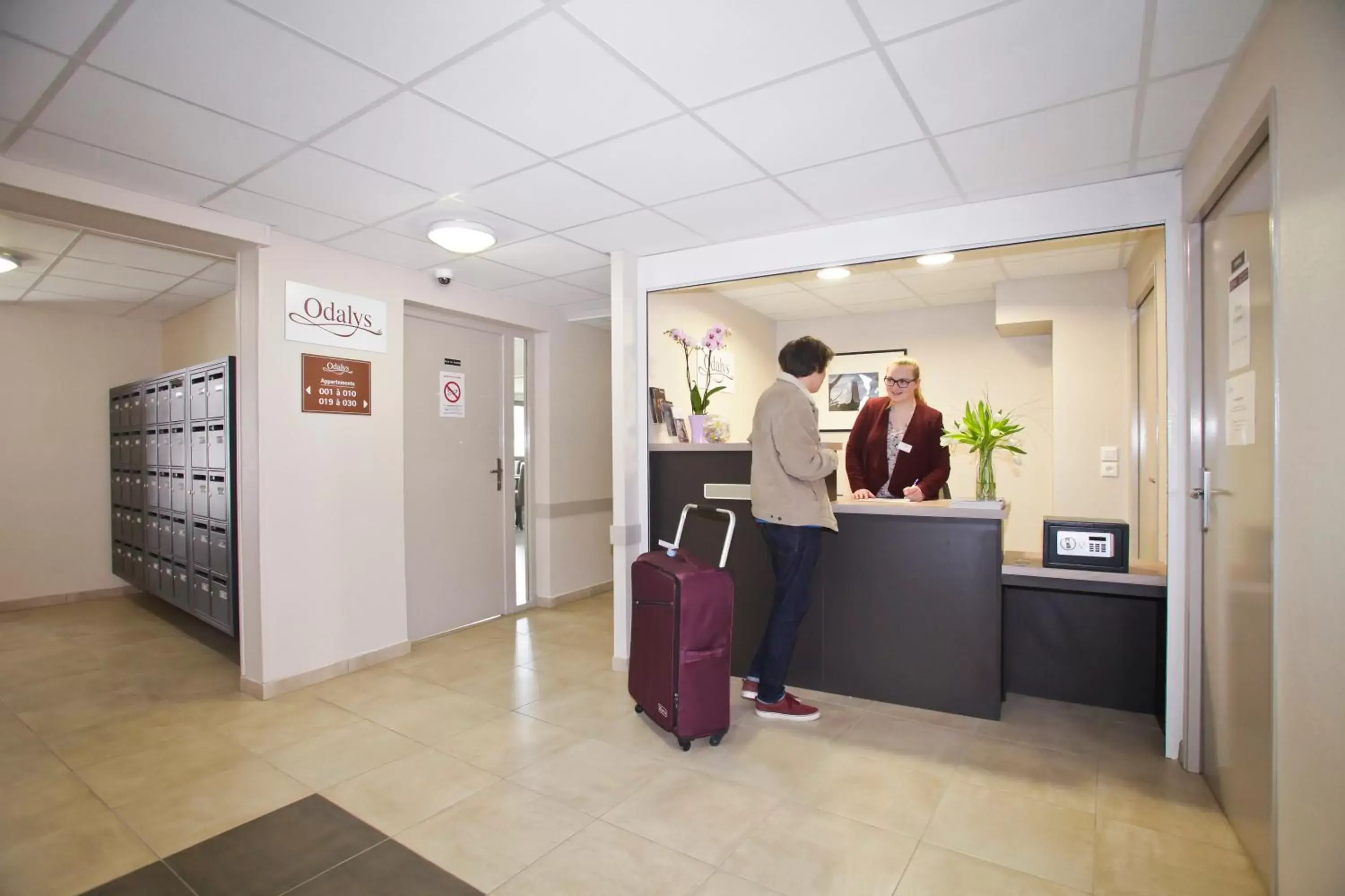 Lobby or reception in Odalys City Amiens Blamont