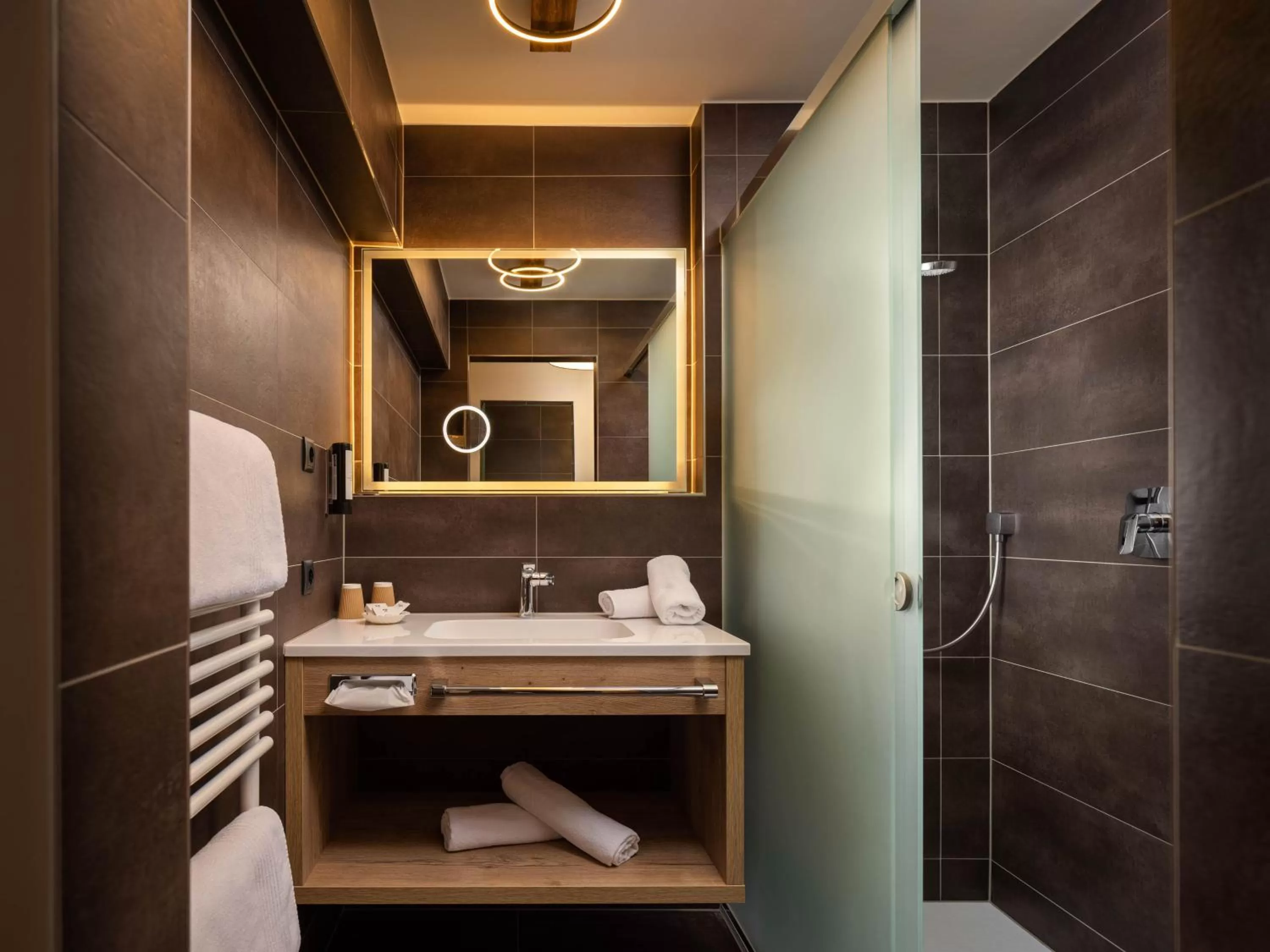 Bathroom in Hotel Arzlerhof