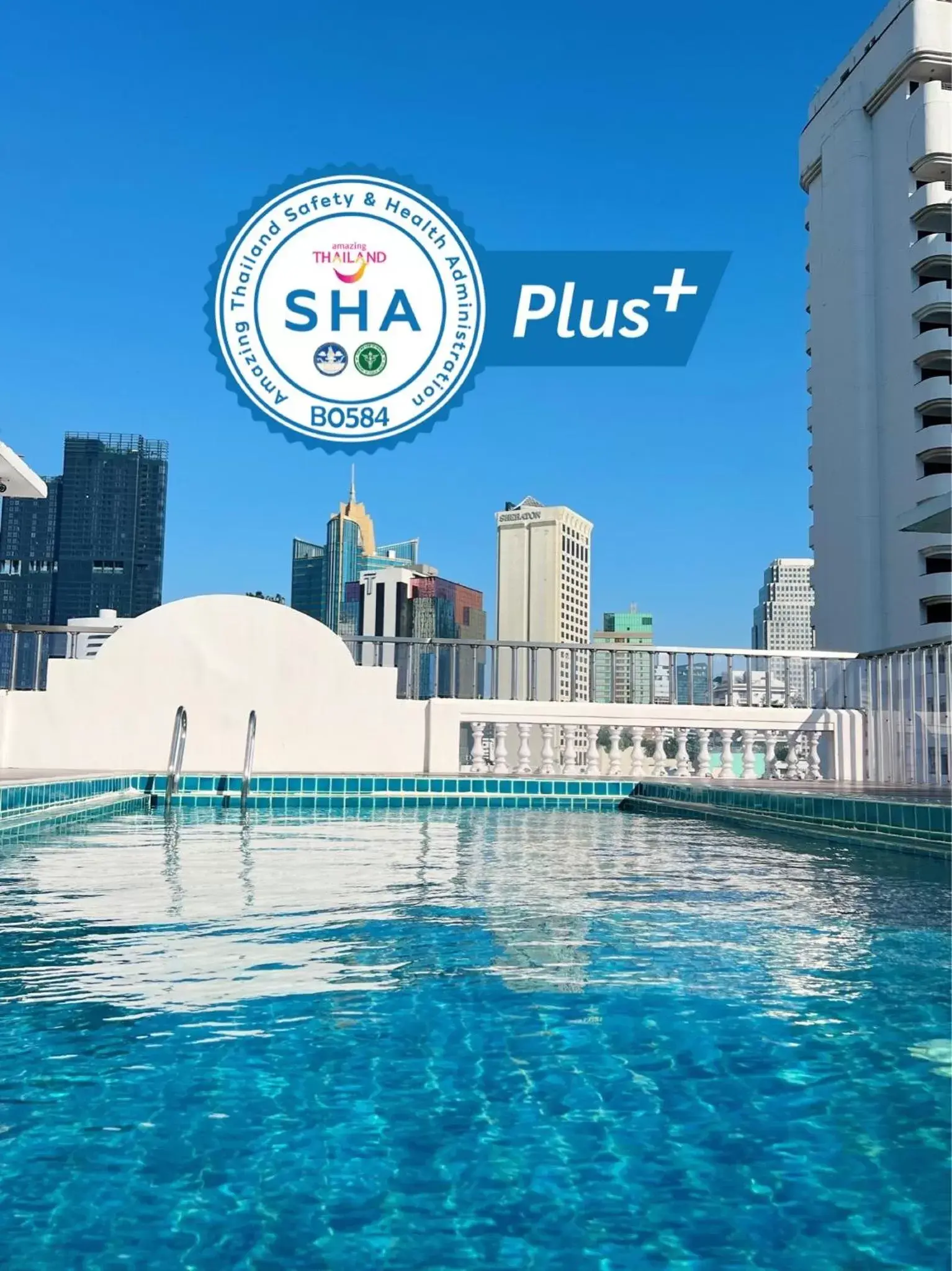 Swimming Pool in The Promenade Hotel - SHA Plus