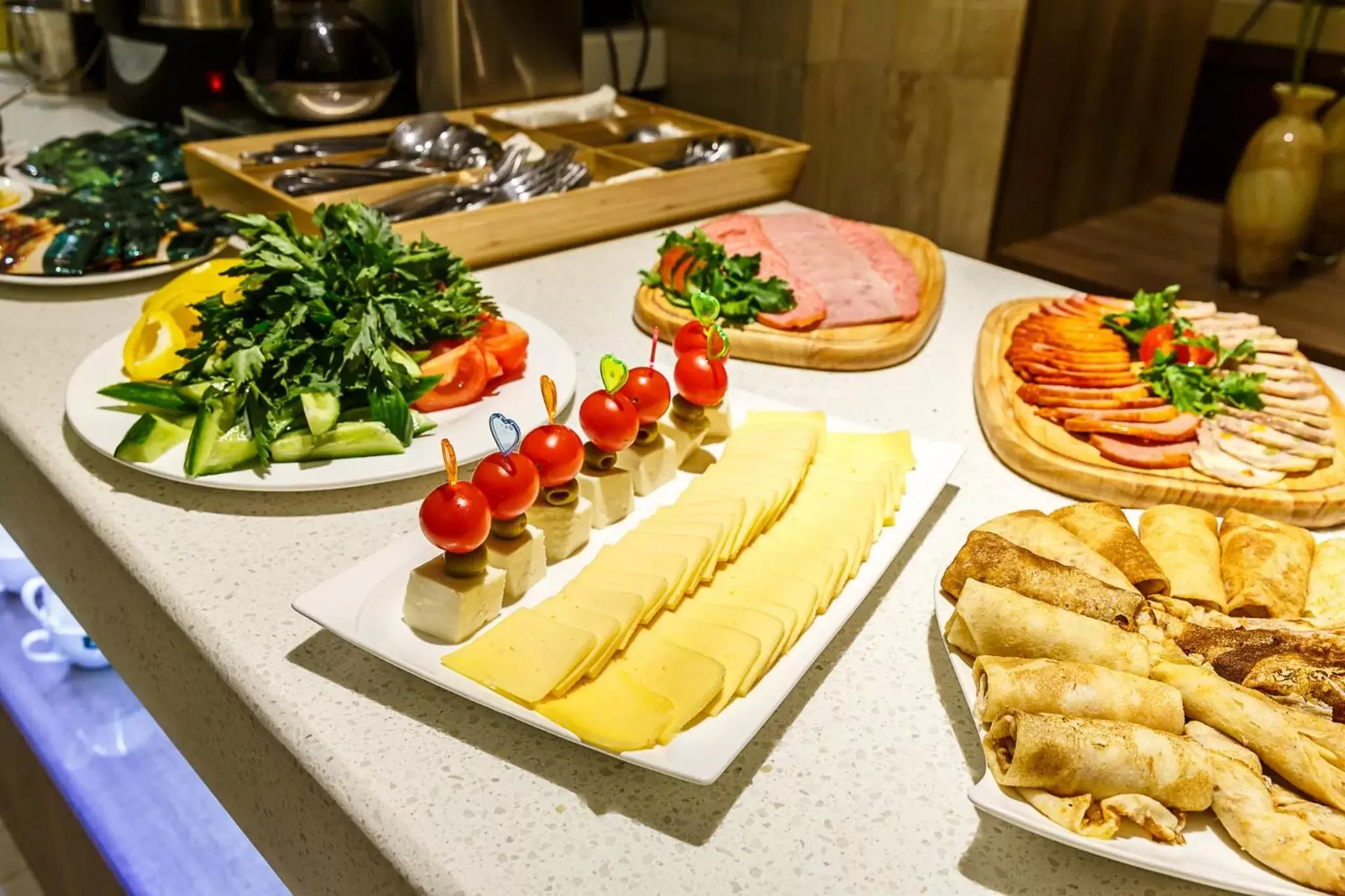 Food and drinks in Renion Hills Hotel Food and drinks in Renion Hills Hotel