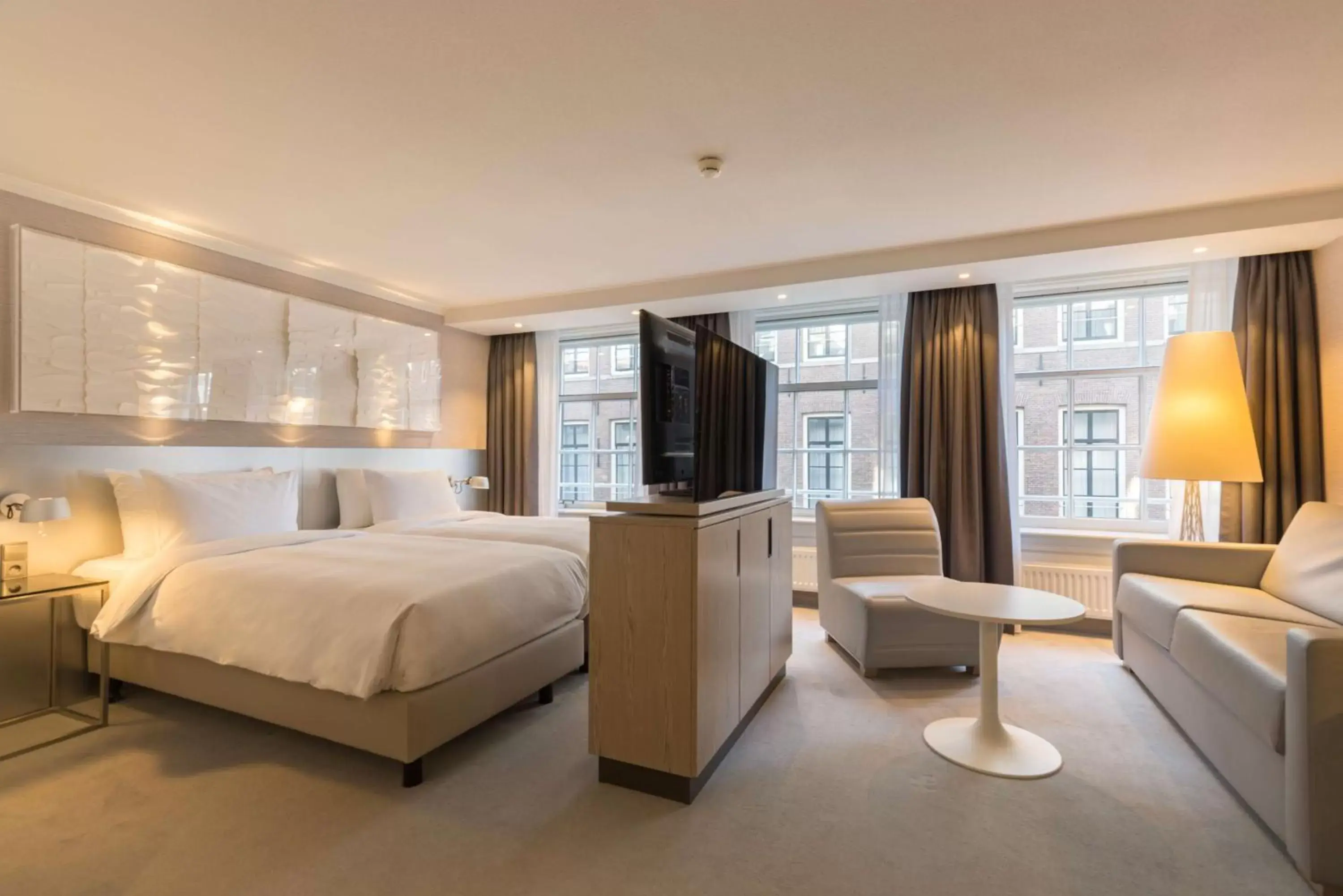 Photo of the whole room in Radisson Blu Hotel, Amsterdam City Center