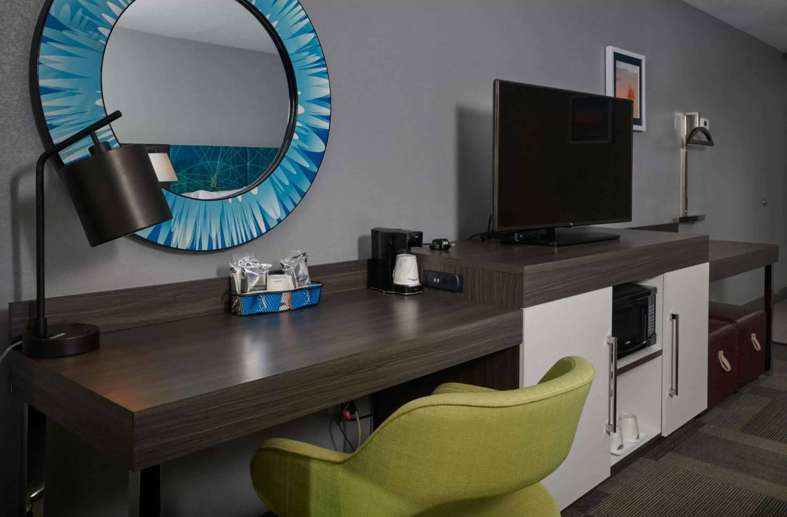 Bedroom in Hampton Inn Alamogordo Bedroom in Hampton Inn Alamogordo