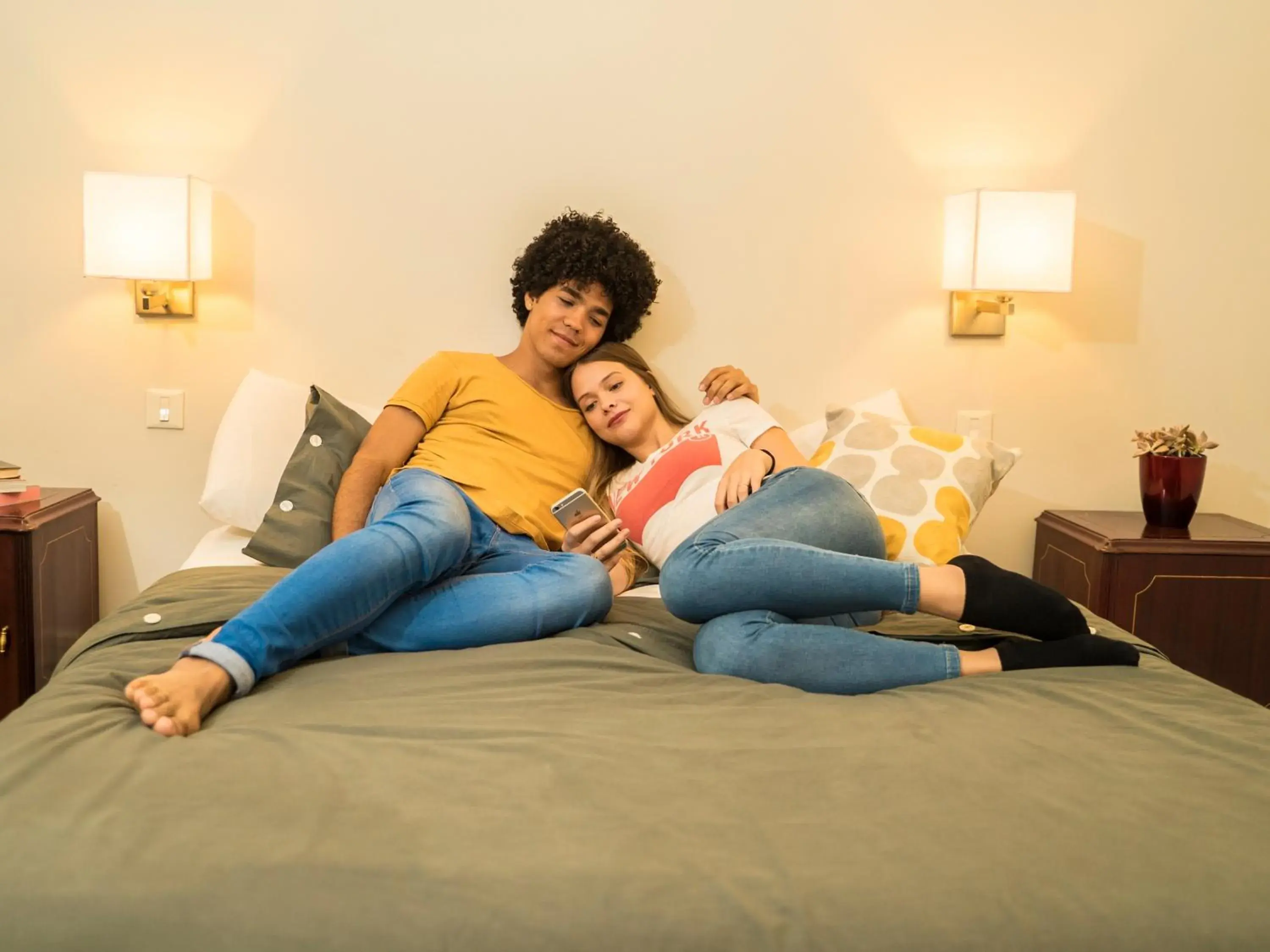 People, Bed in Milhouse Avenue People, Bed in Milhouse Avenue