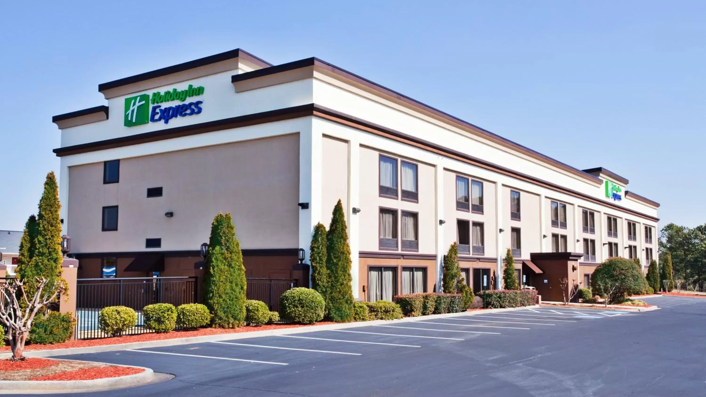 Property Building in Holiday Inn Express Peachtree Corners-Norcross, an IHG Hotel