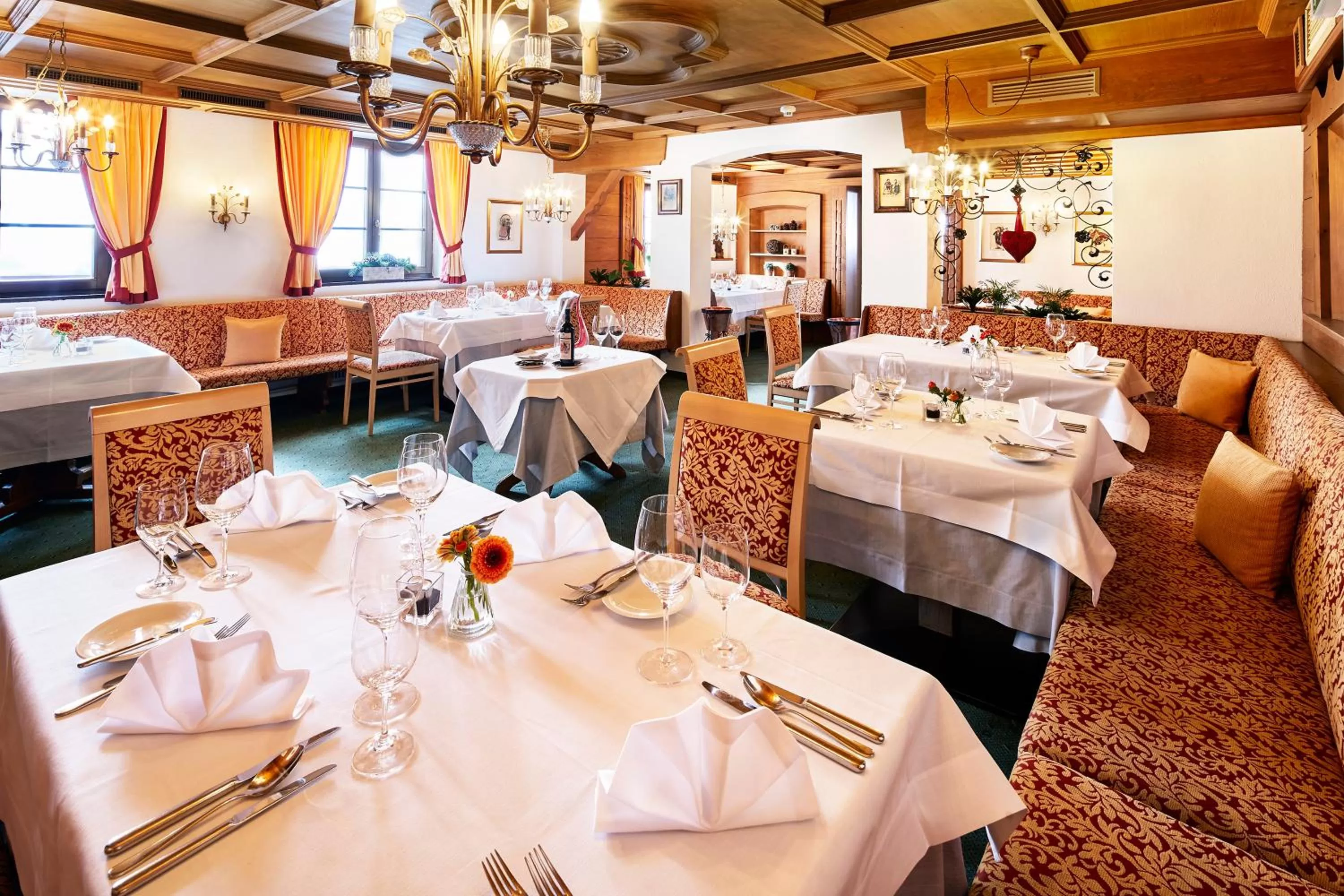 Restaurant/places to eat in Hotel Tannbergerhof im Zentrum von Lech