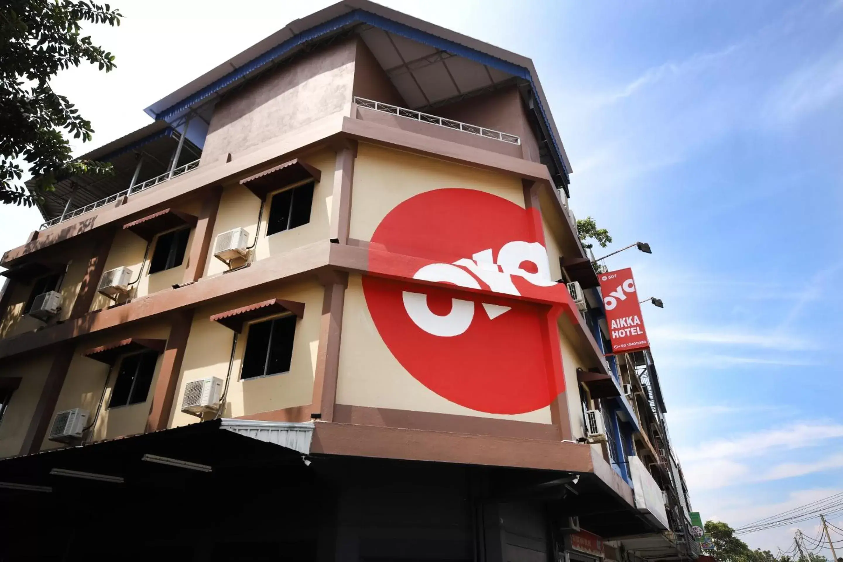 Facade/entrance in OYO 507 Aikka Hotel