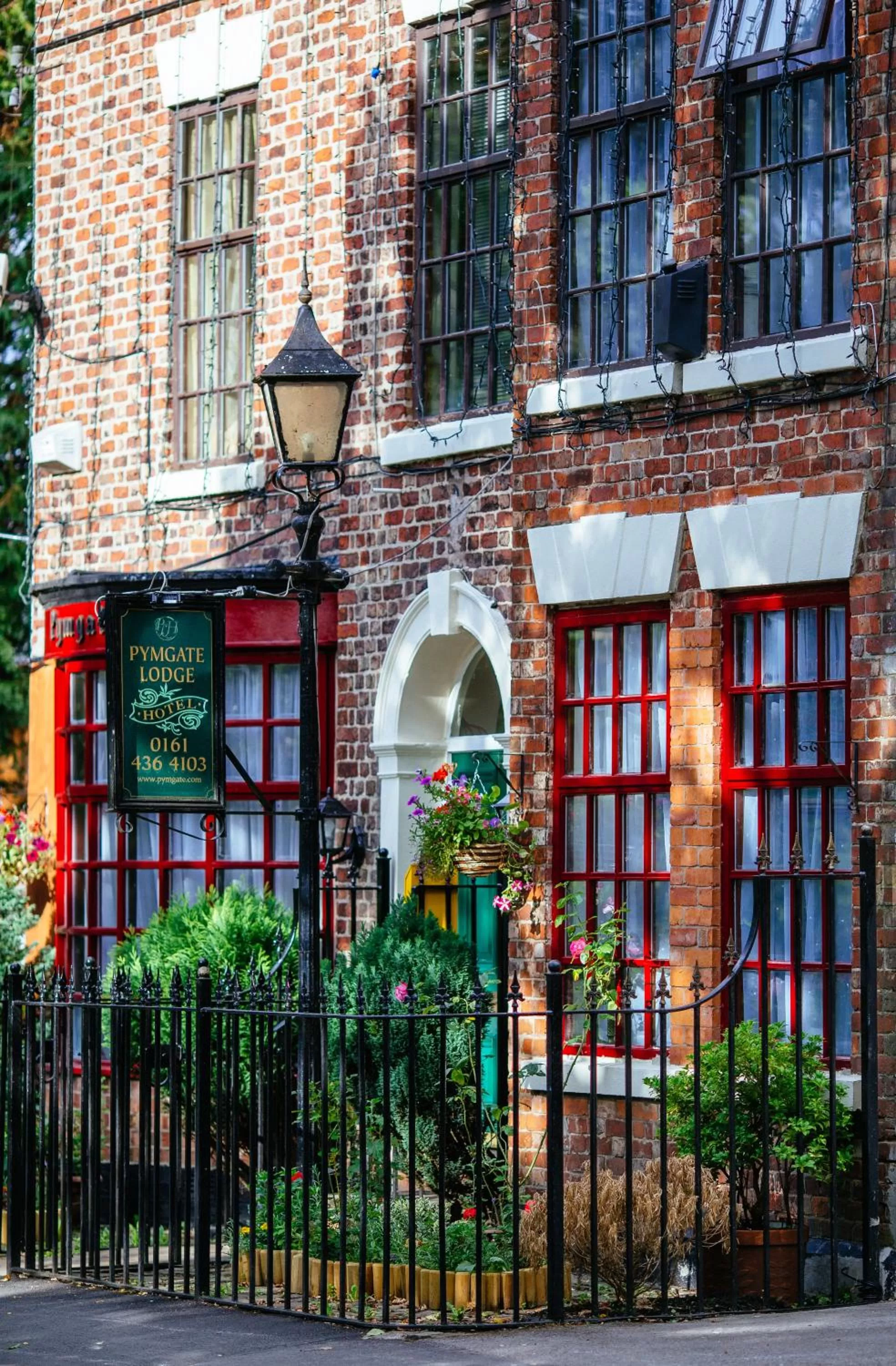 Property building in Pymgate Lodge Hotel Manchester Airport