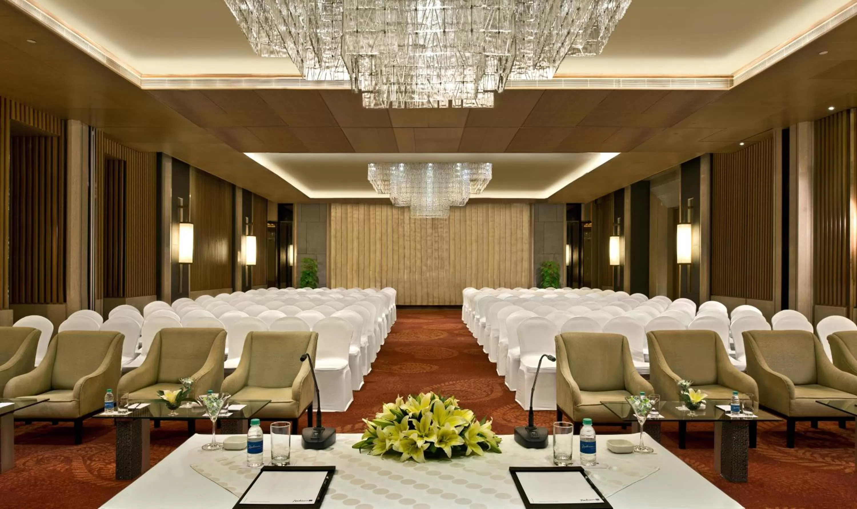 Banquet/Function facilities in Radisson Blu Jaipur