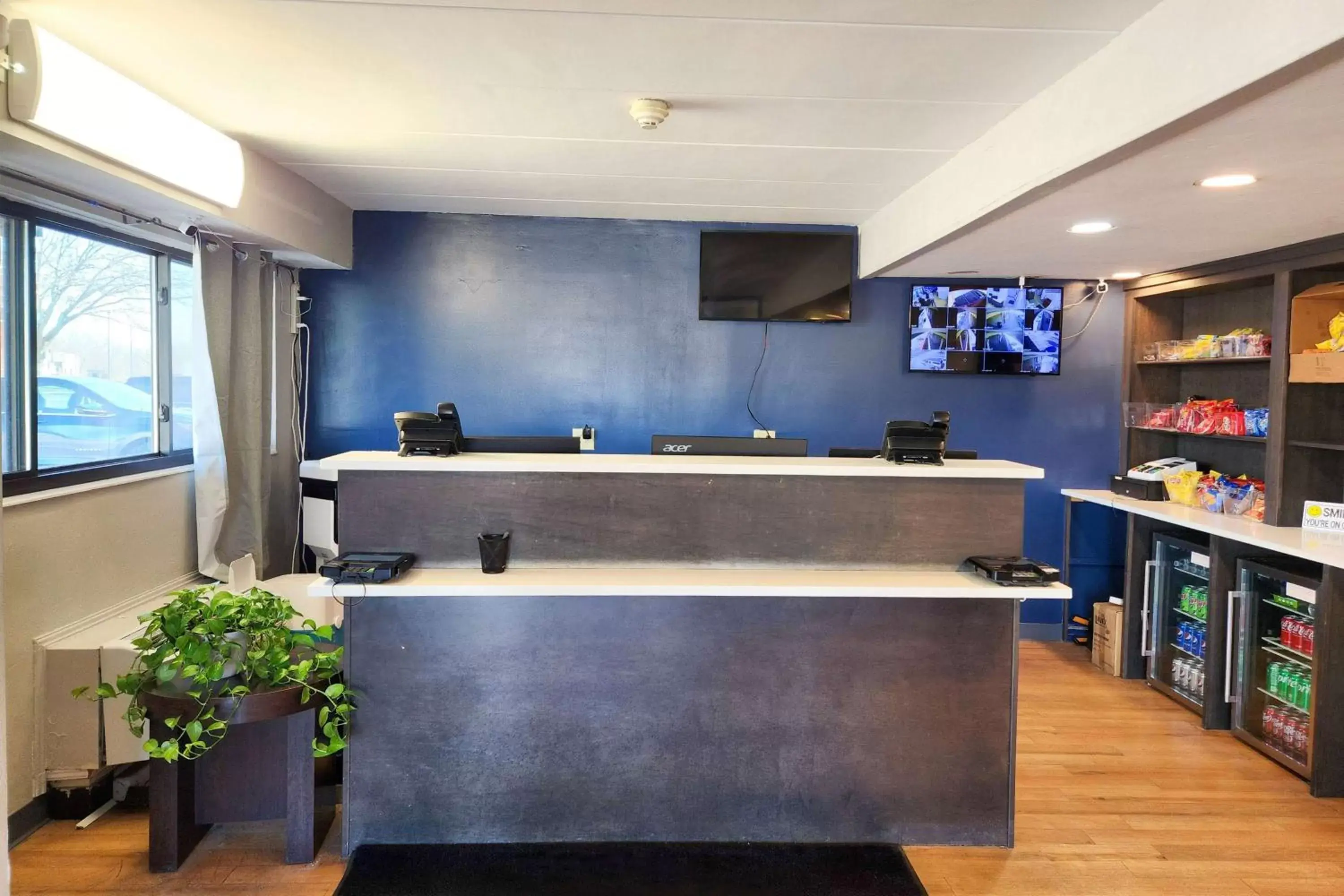 Lobby or reception in Travelodge by Wyndham Peoria