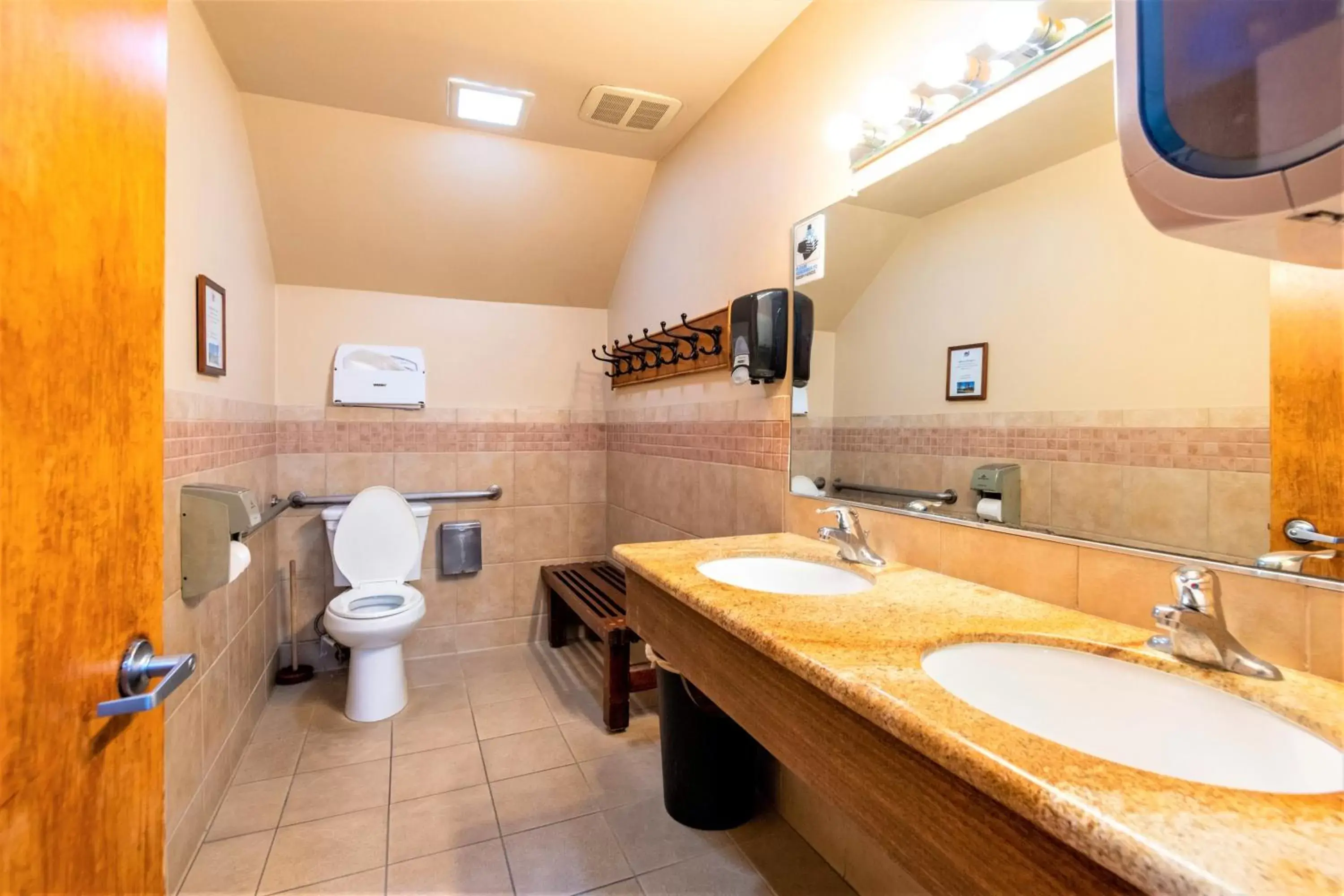 Bathroom in Lagonita Lodge