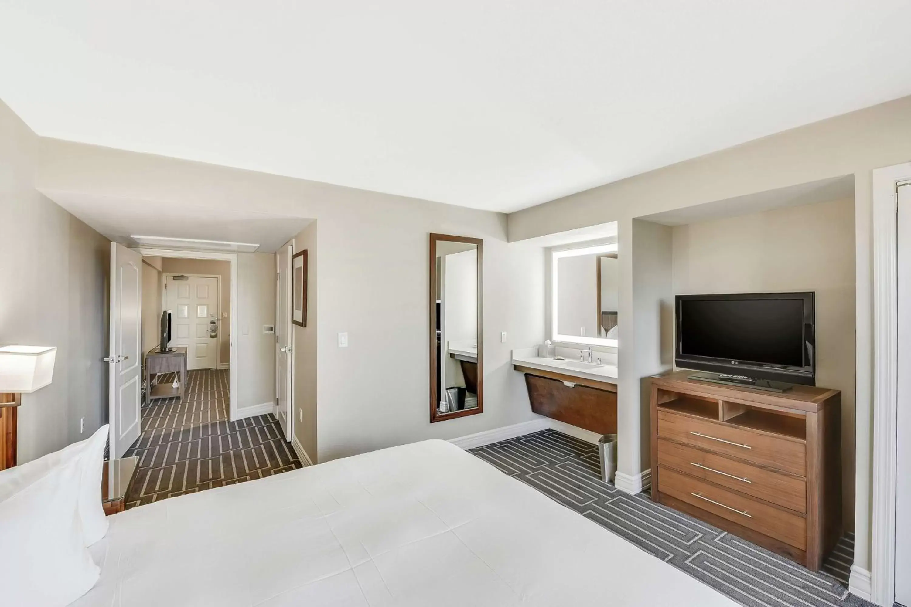 Bedroom, Bed in Hilton Phoenix Tapatio Cliffs Resort