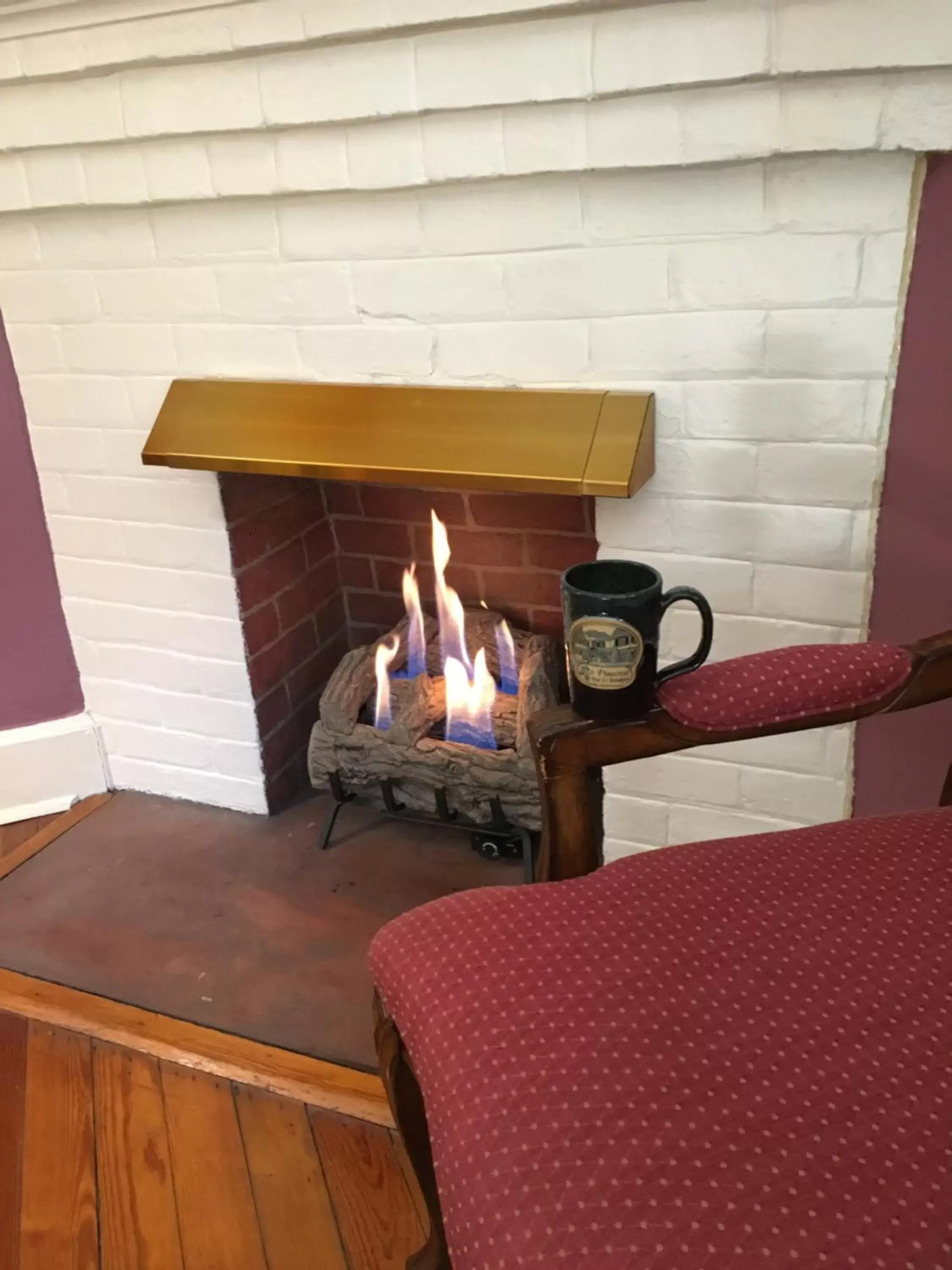 Seating area in Pinecrest Bed & Breakfast