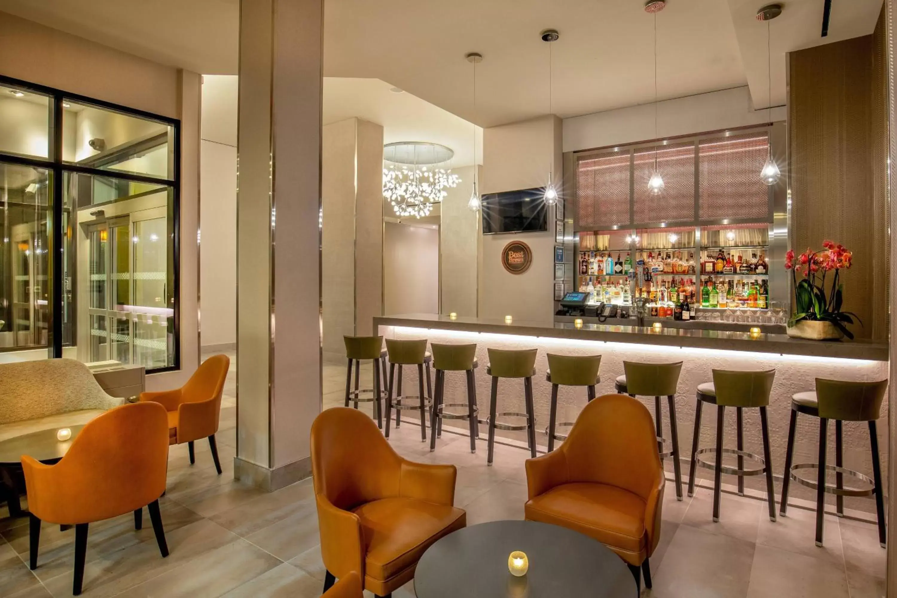 Lobby or reception, Lounge/Bar in Four Points by Sheraton Midtown - Times Square