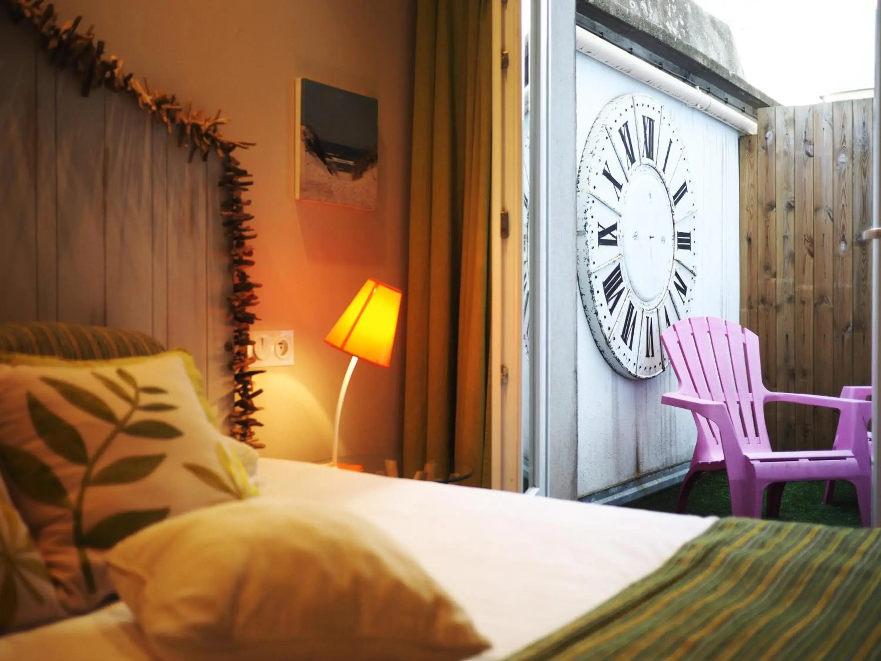 Bedroom, Bed in Hôtel Le Glacier