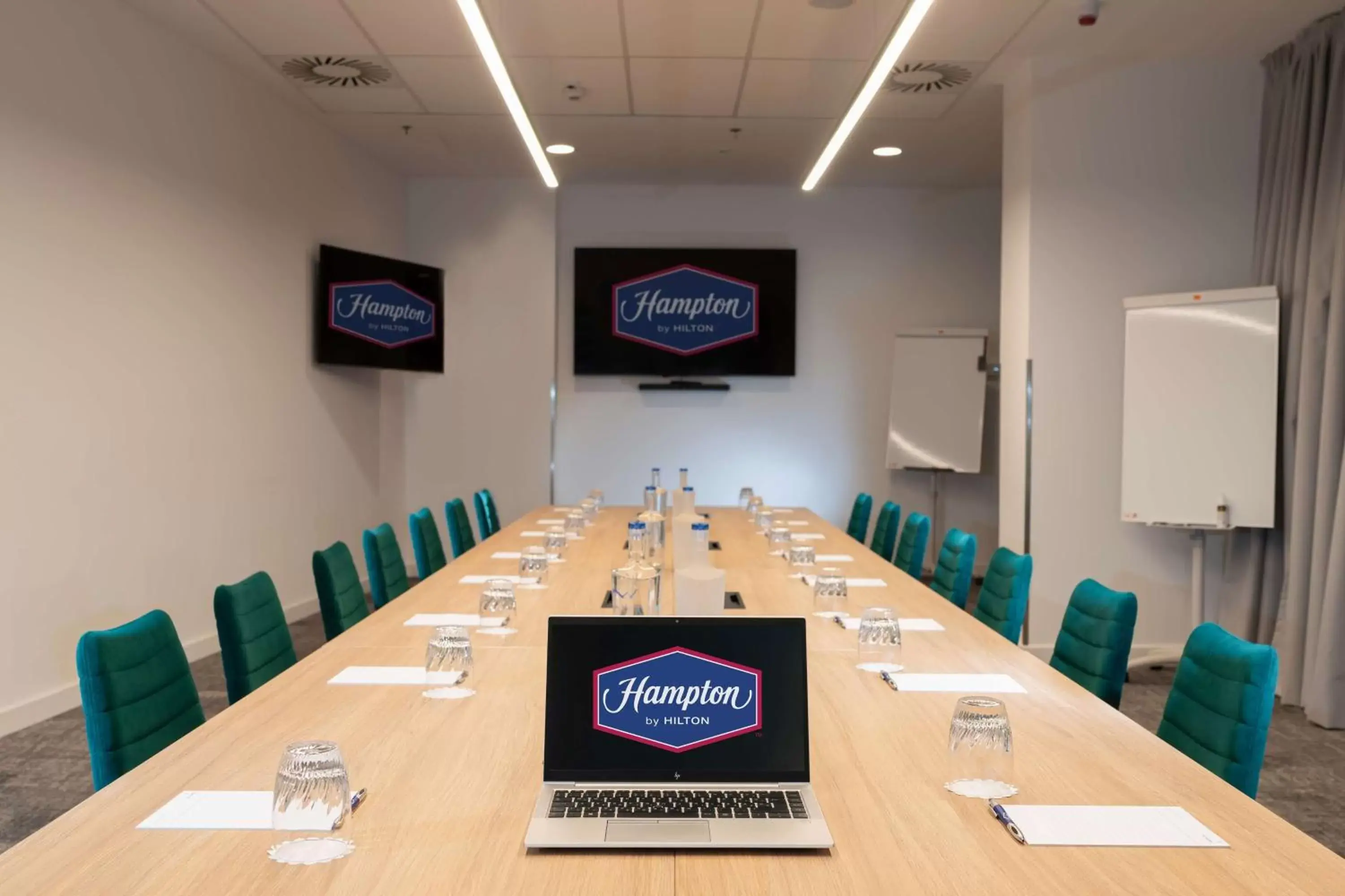 Meeting/conference room in Hampton By Hilton Budapest City Centre