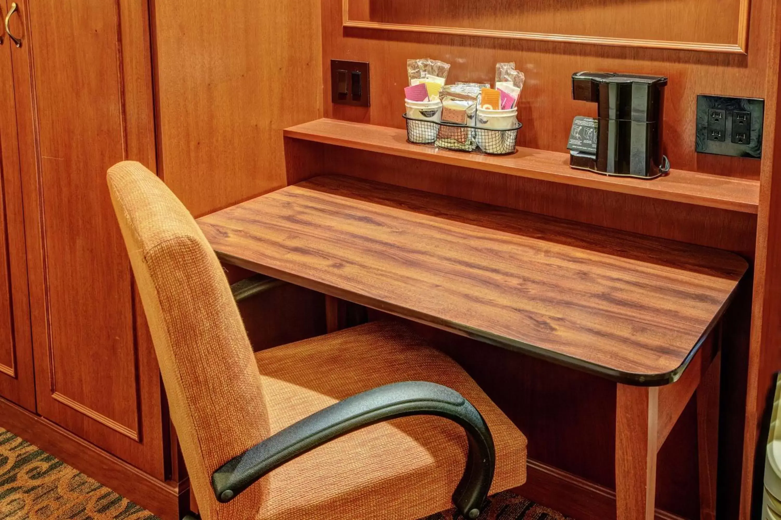 Bedroom in Hampton Inn Winchester KY Bedroom in Hampton Inn Winchester KY