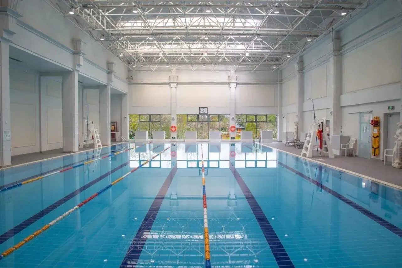 Pool view, Swimming Pool in Juss Hengshan HotelFormer Regal International East Asia Hotel Pool view, Swimming Pool in Juss Hengshan HotelFormer Regal International East Asia Hotel