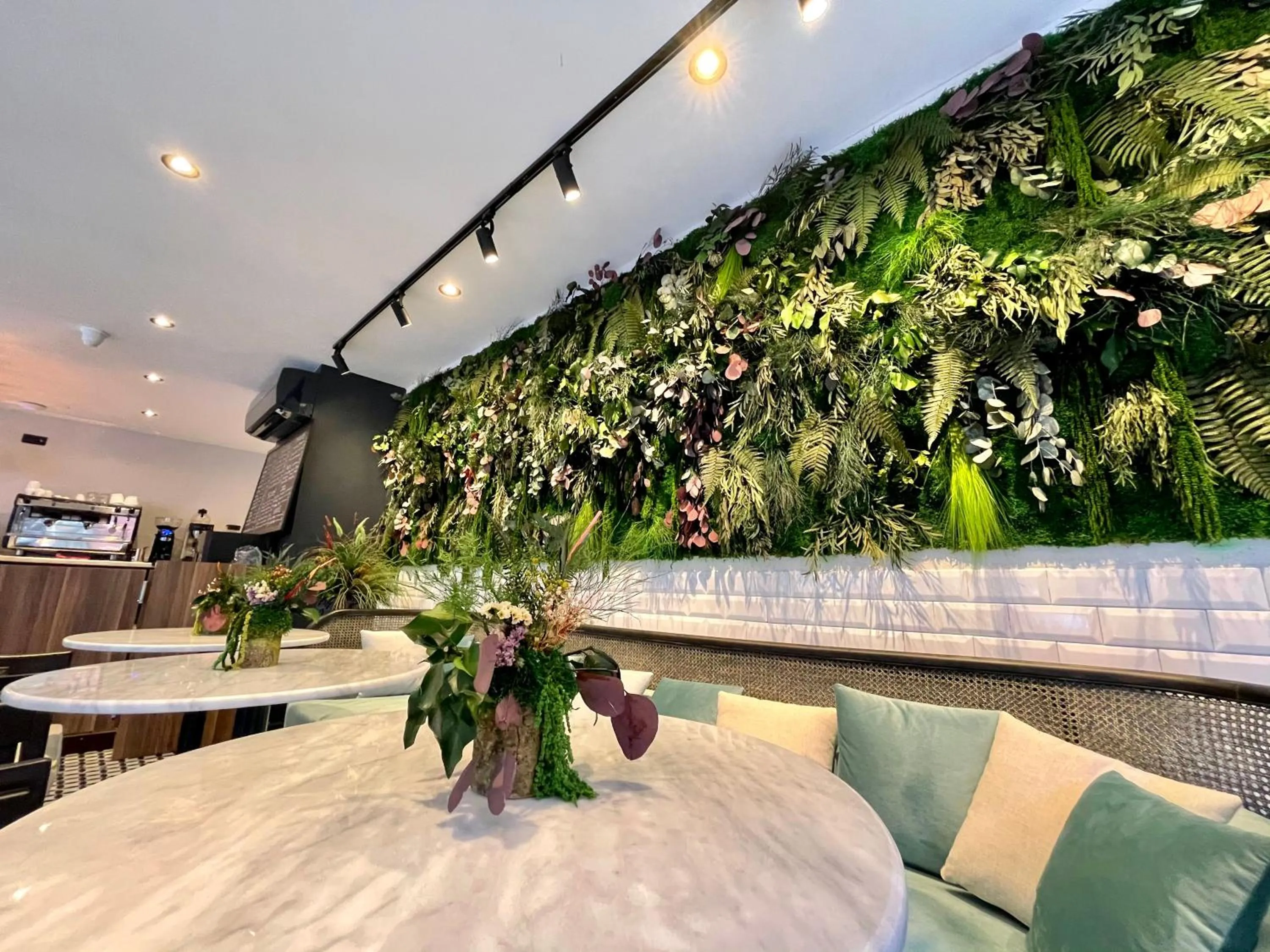 Coffee/tea facilities in Weingart Istanbul