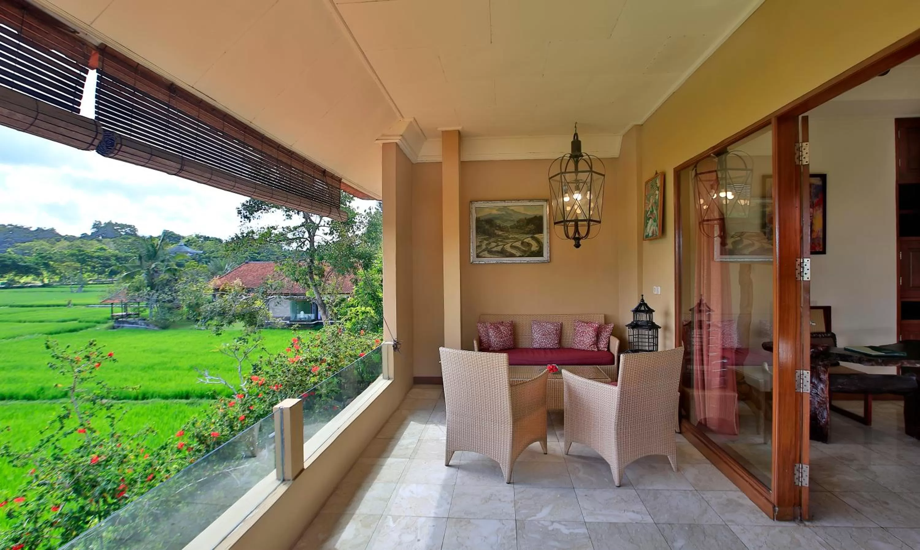 Balcony/Terrace in Green Field Hotel and Restaurant