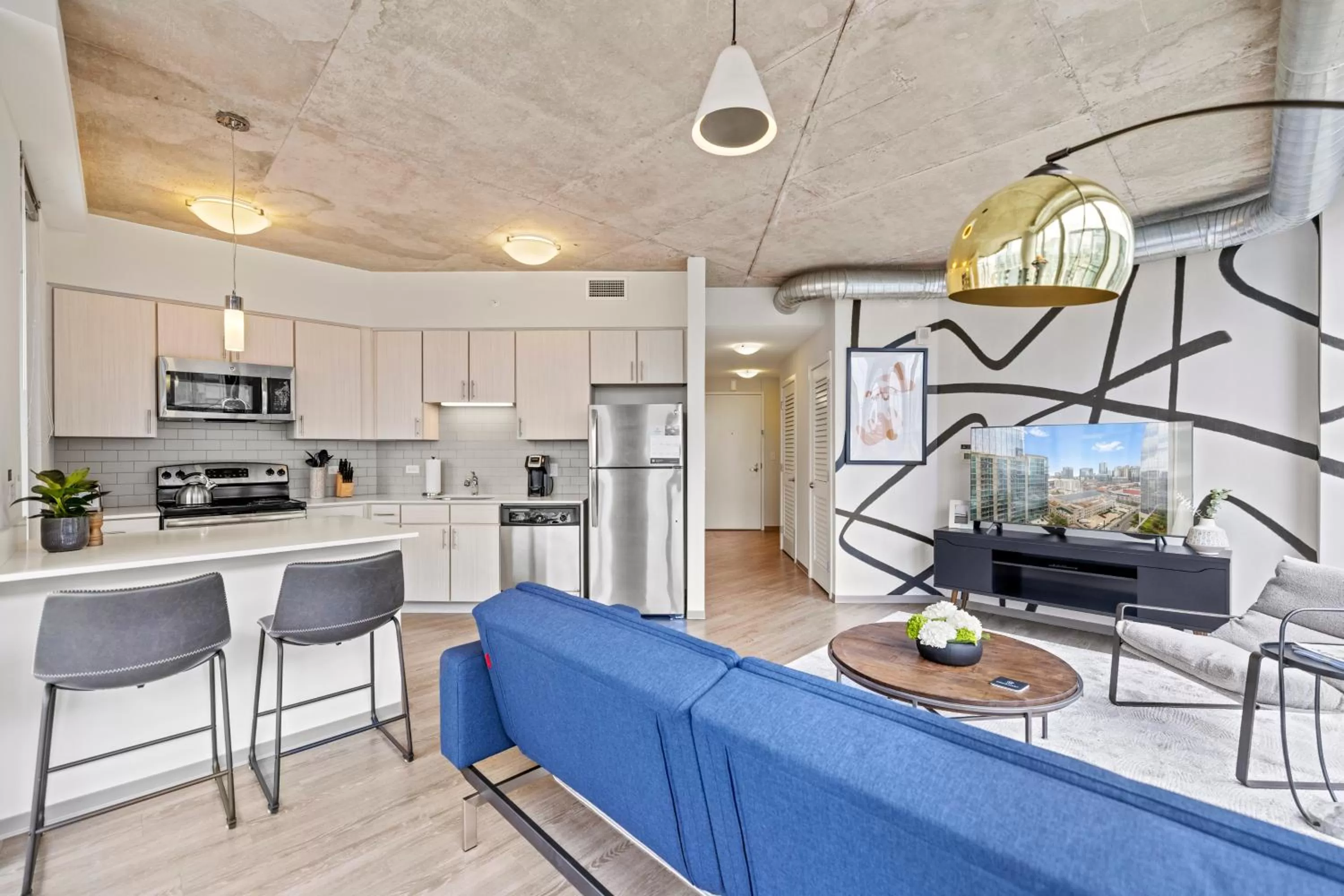 Kitchen or kitchenette in Placemakr Premier SoBro