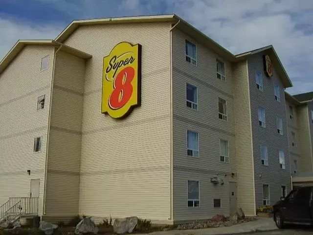 Day, Property Building in Super 8 by Wyndham Yellowknife