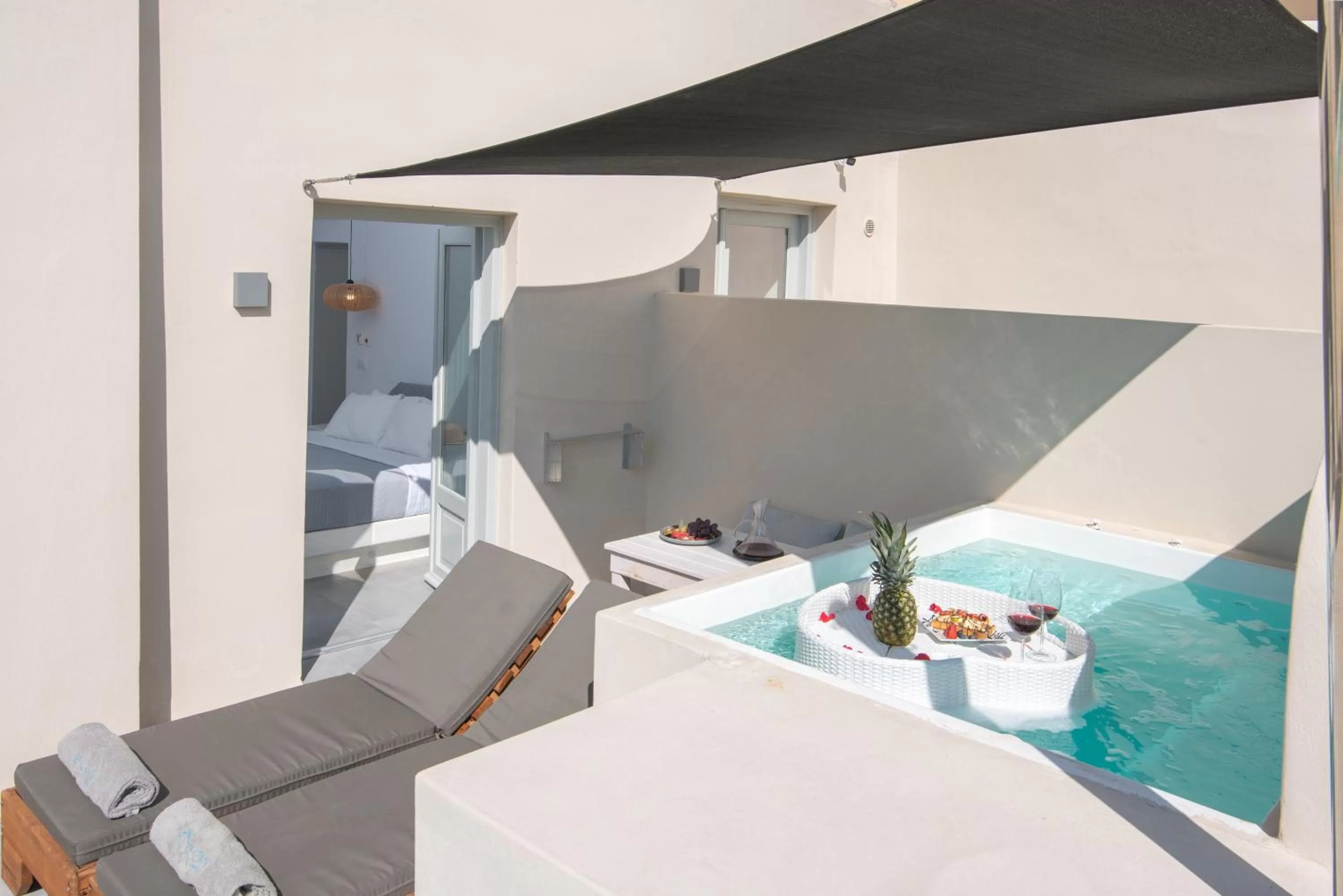 Caldera Cliff Illusion