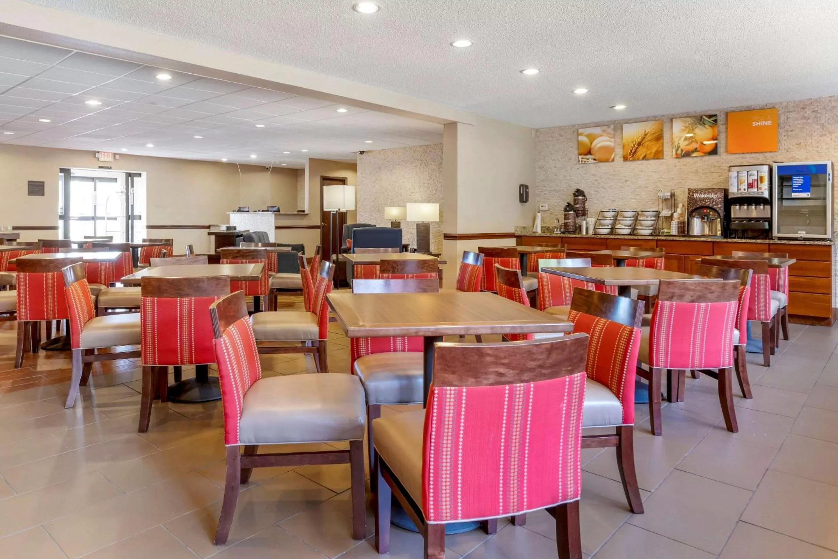 Restaurant/places to eat in Comfort Inn