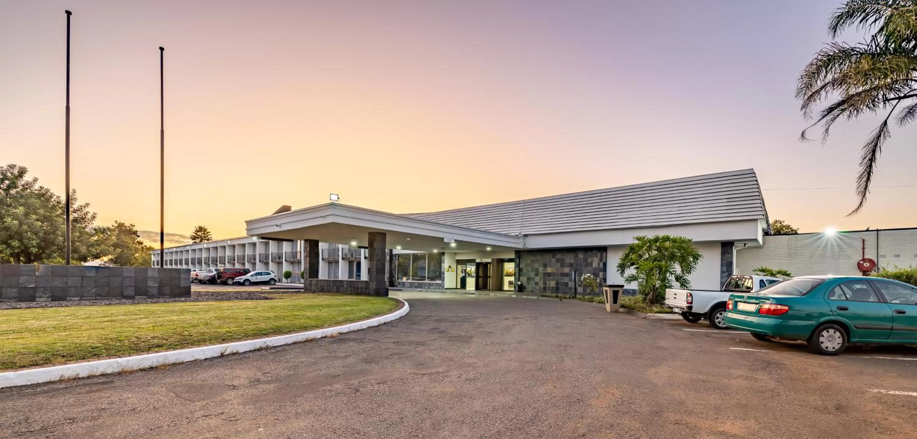 Property building in African Sky Newcastle Inn